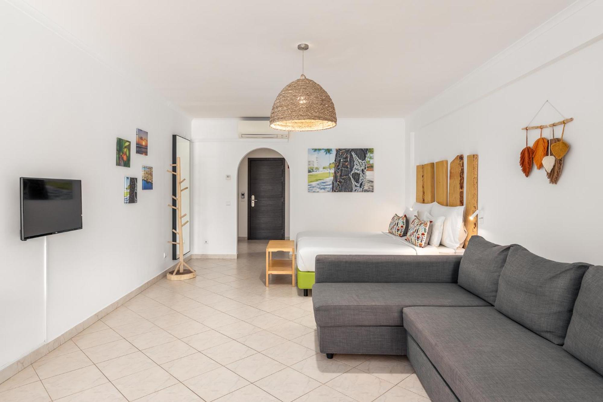 Estudios Salinas - Apartamento *