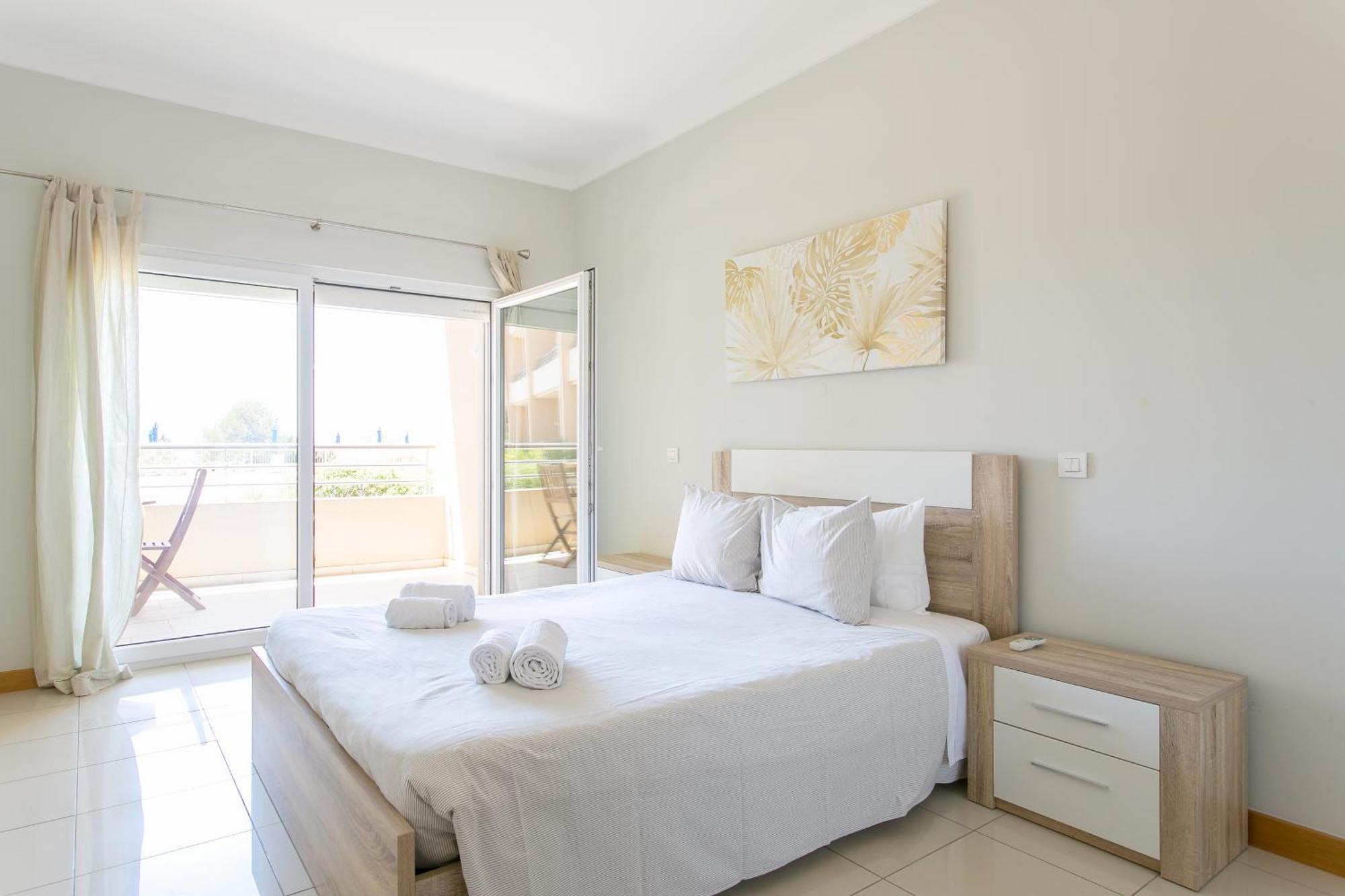 Quinta Da Barracuda By Golden Zenith