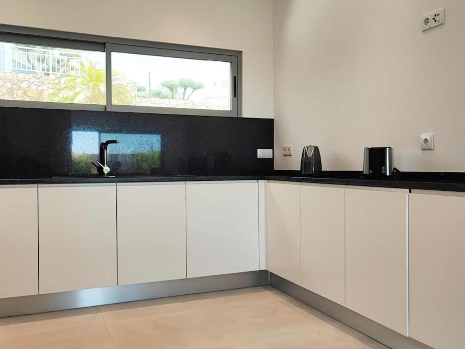 Vistas Mar D - Sea View & Privat Jacuzzi & Pool And Garden * Albufeira