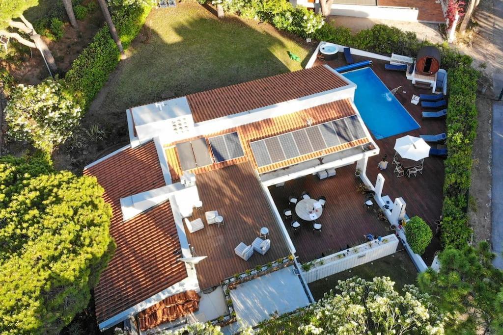 A Energy Bento Box Hot Pool & Sauna Villa