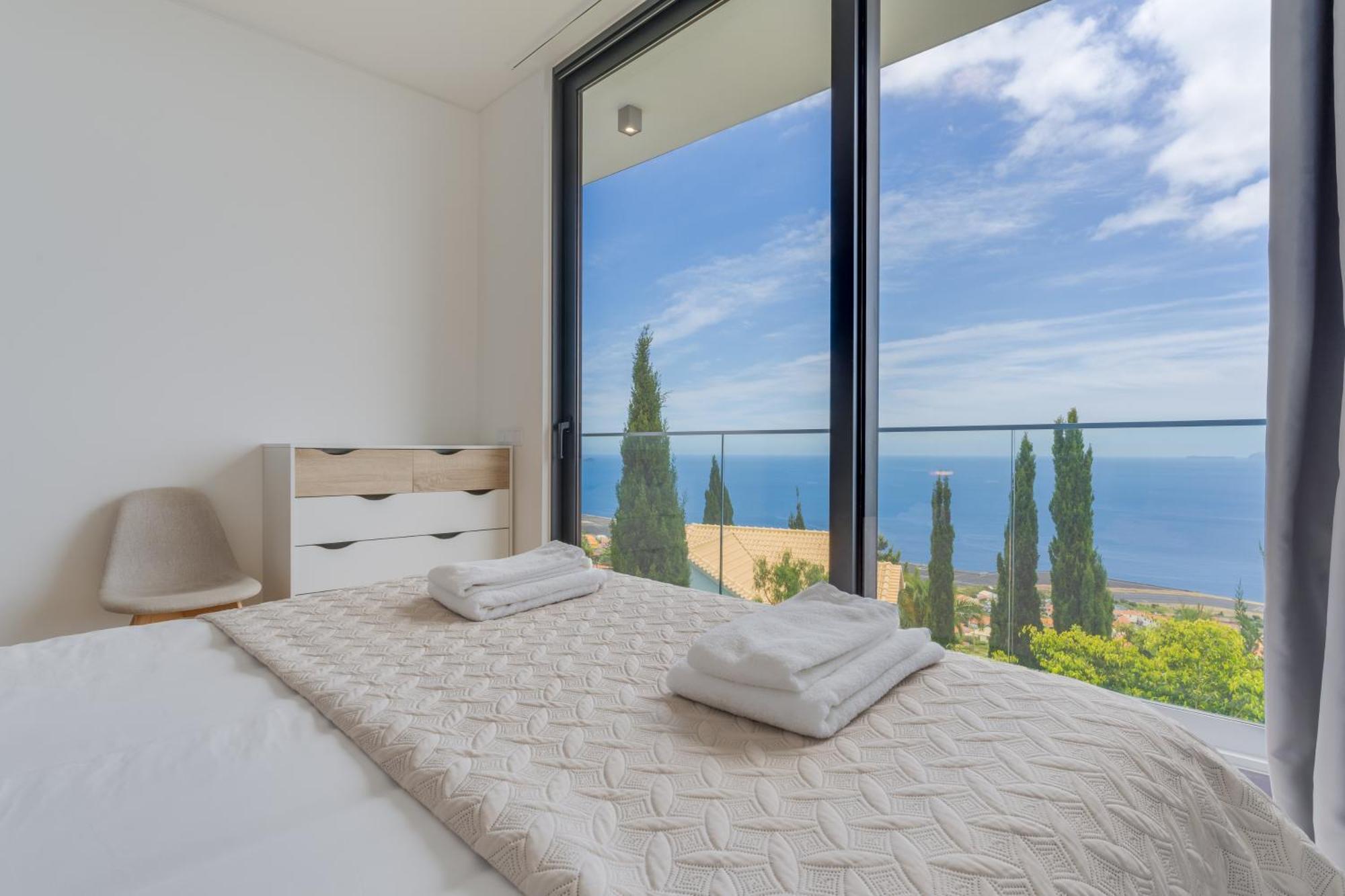 Cristiano Ronaldo Airport View Villa Santa Cruz (Madeira)
