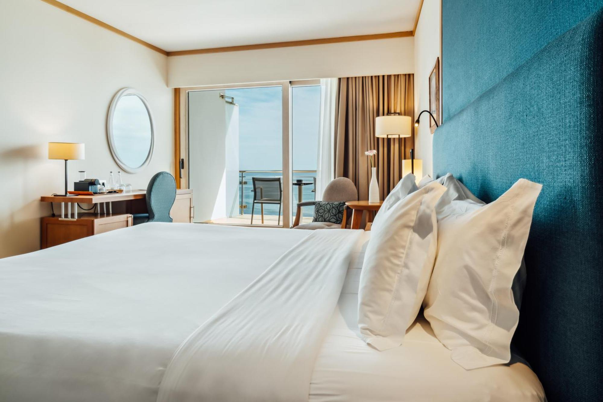 Hotel Oceanfront - Preferred And Sesimbra
