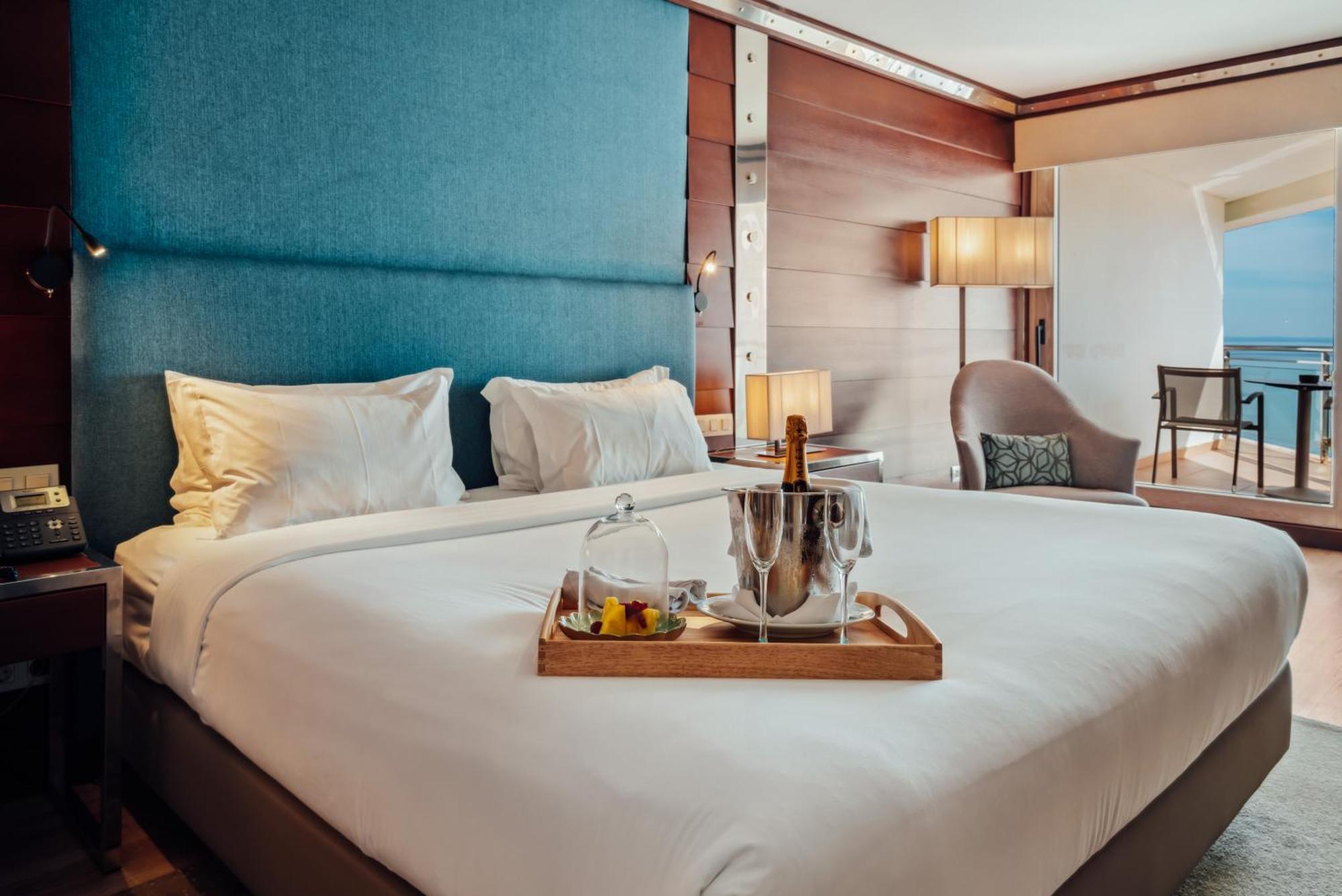 Oceanfront - Preferred And 5*