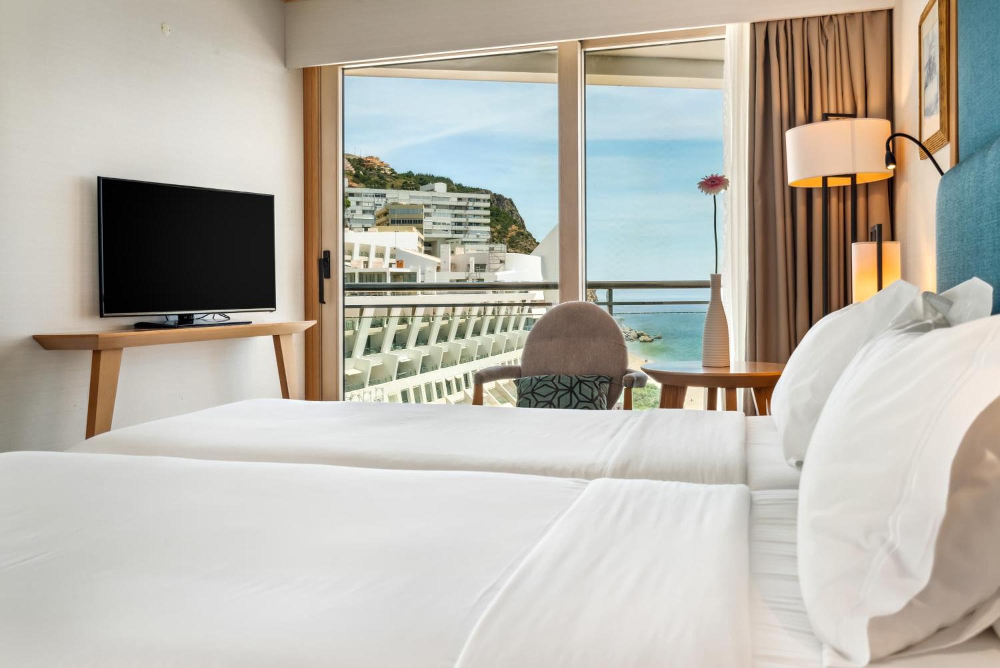 Oceanfront - Preferred And Hotel