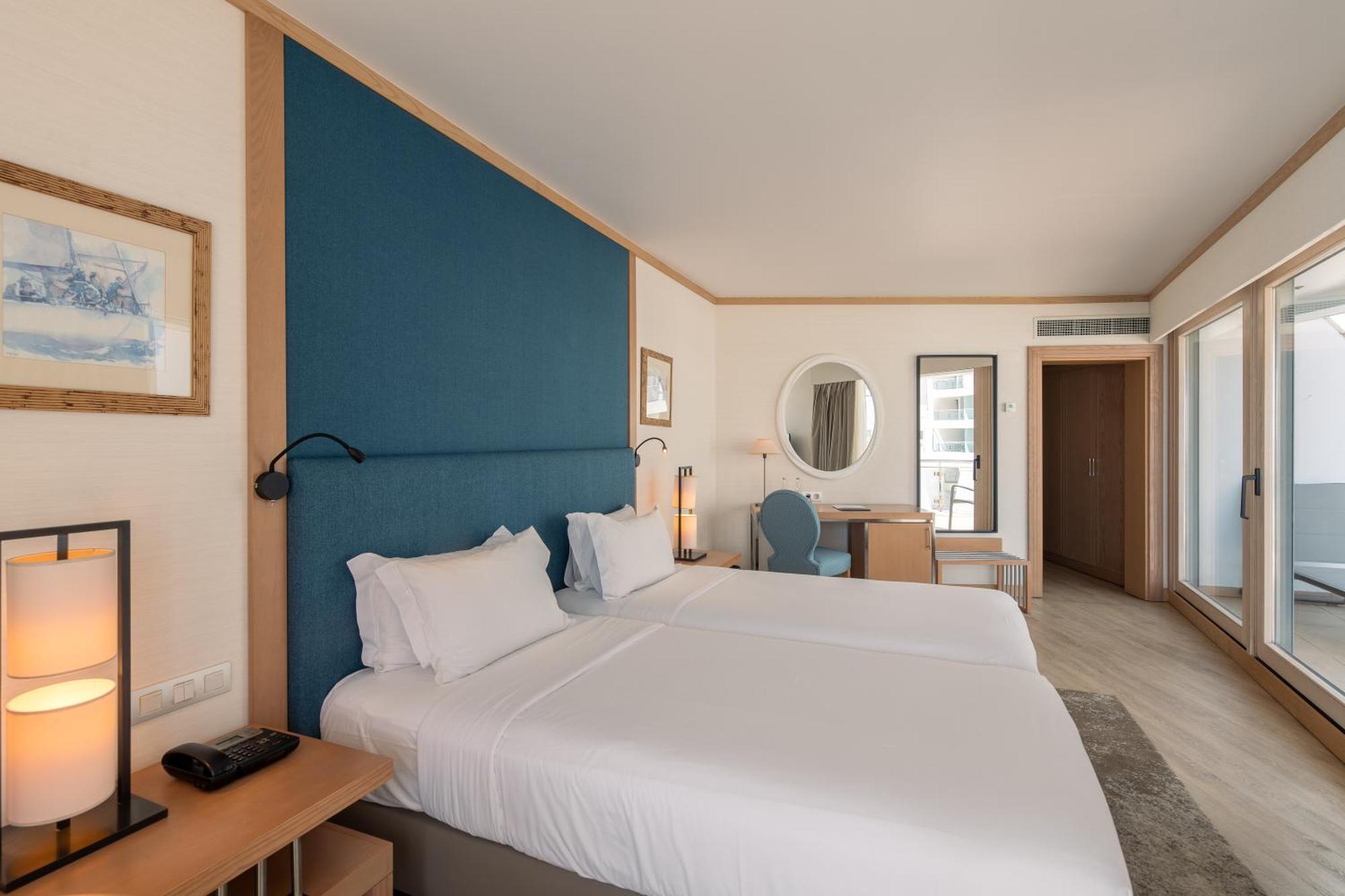 Oceanfront - Preferred And Hotel Sesimbra