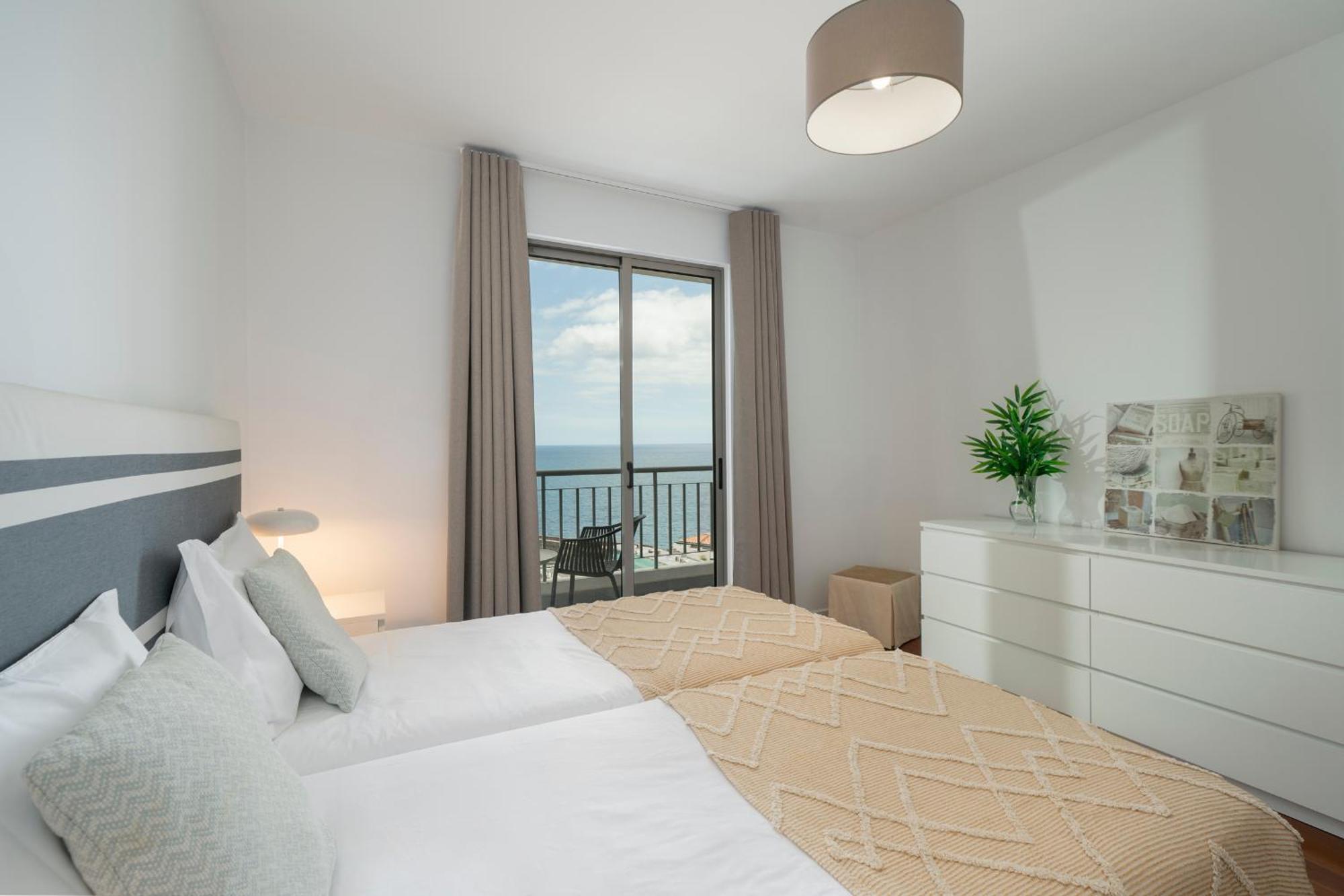 Sea front apartment - Princesa D. Amélia *