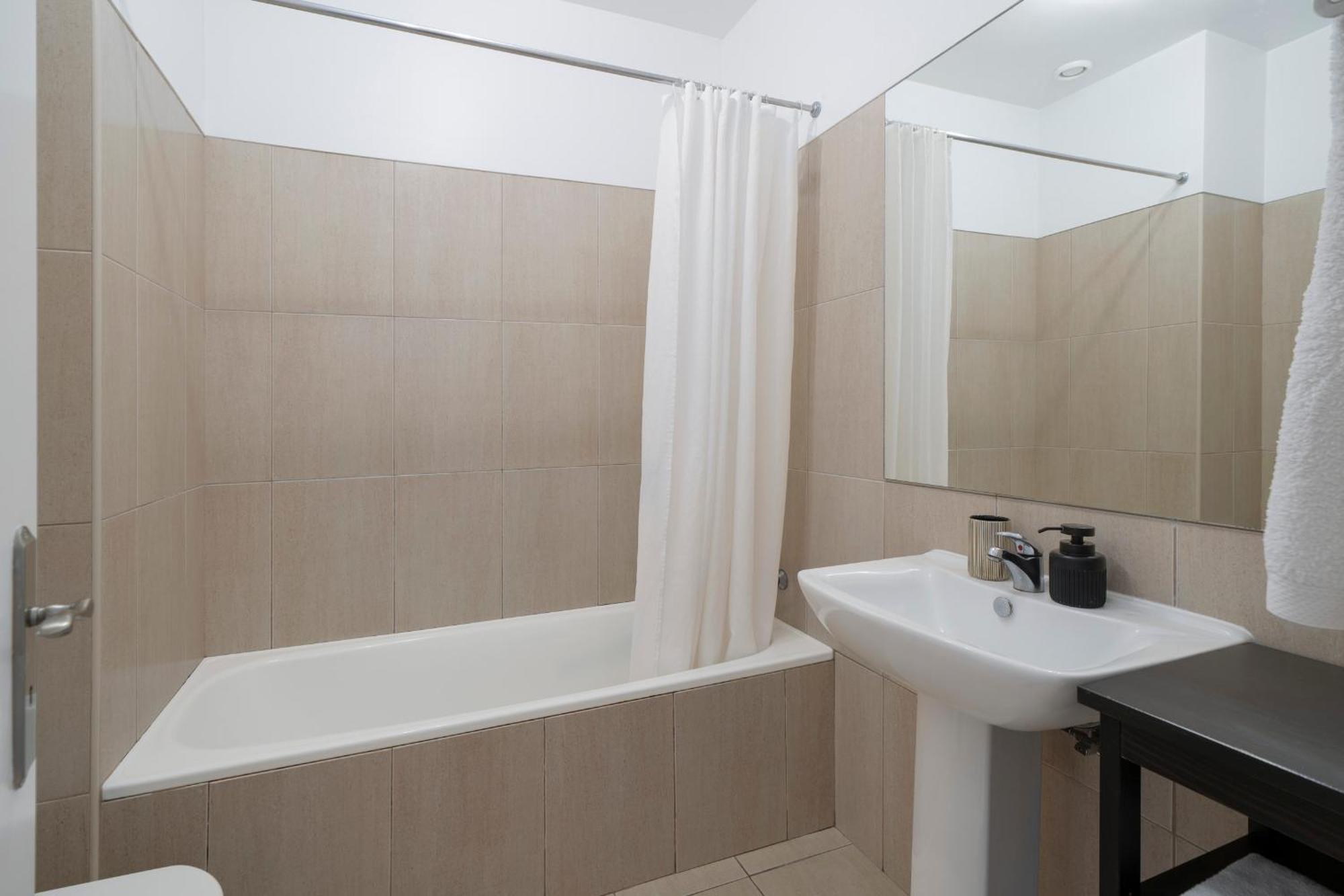 Sea front apartment - Princesa D. Amélia Apartamento *