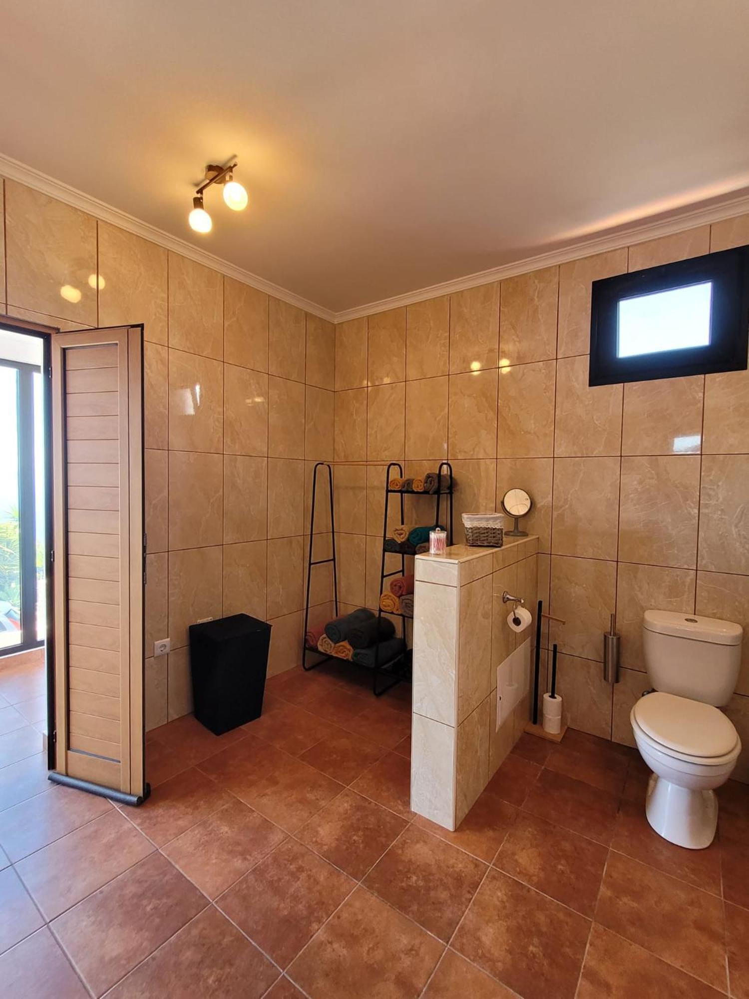 Sunset Paradise Villa With Heated Pool Holiday home Calheta (Madeira)