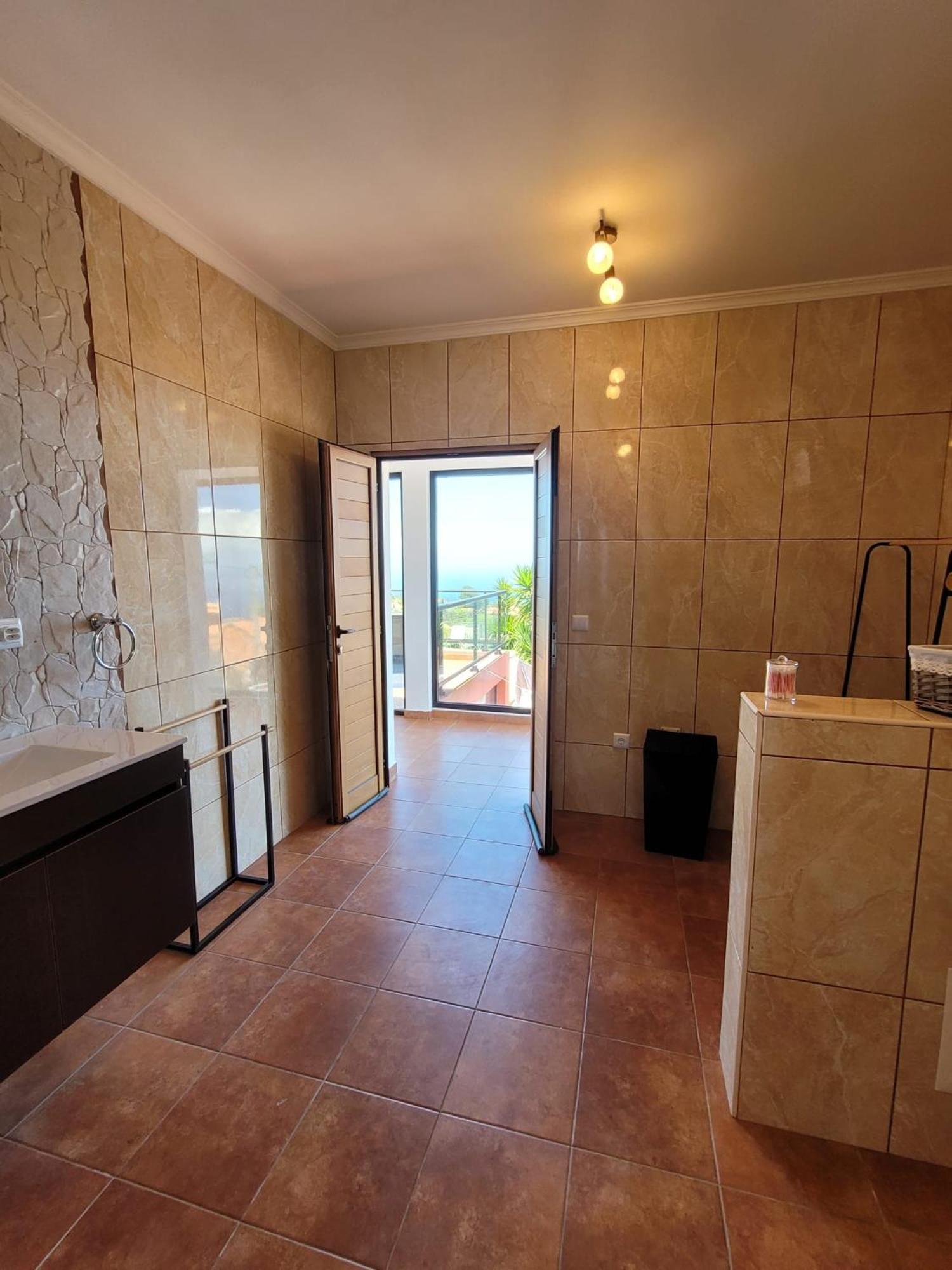 Sunset Paradise Villa With Heated Pool Calheta (Madeira)