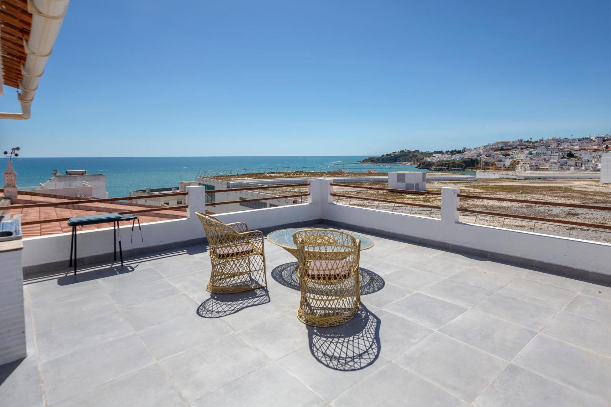 Vakantiehuis ★ Sea View ★ 1 Minute To Oldtown And ★ *