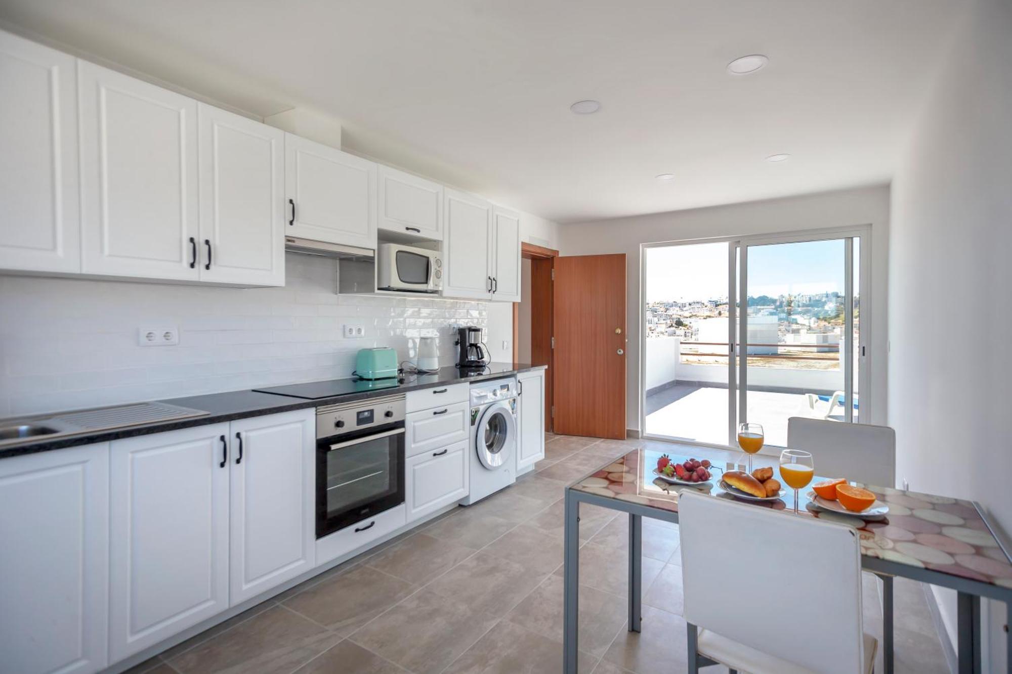 ★ Sea View ★ 1 Minute To Oldtown And ★ Vakantiehuis Albufeira