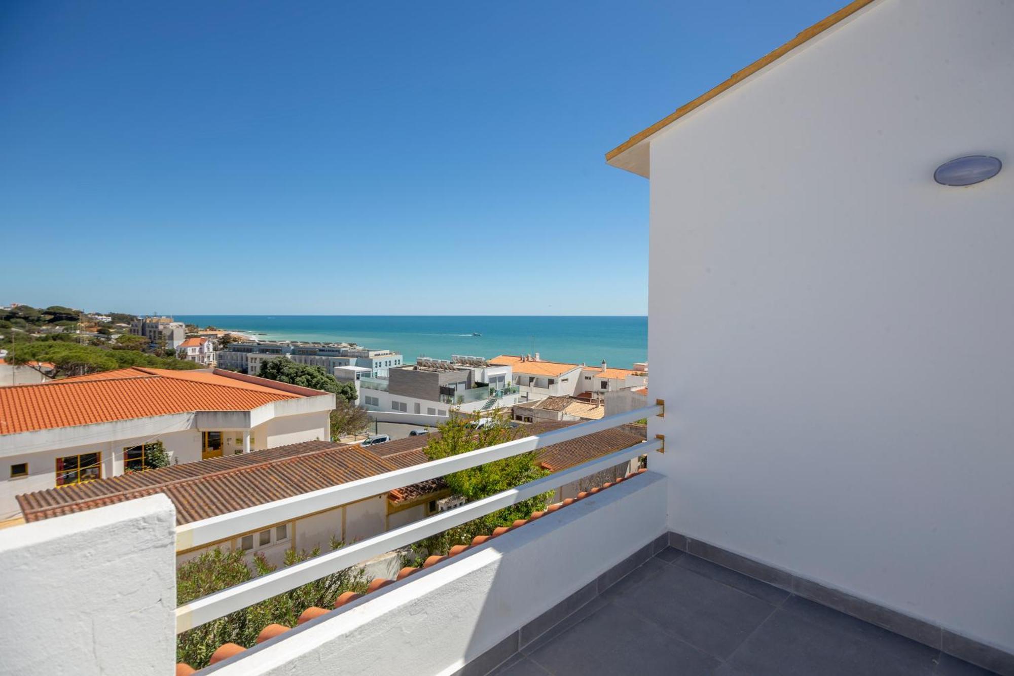 ★ Sea View ★ 1 Minute To Oldtown And ★ Vakantiehuis