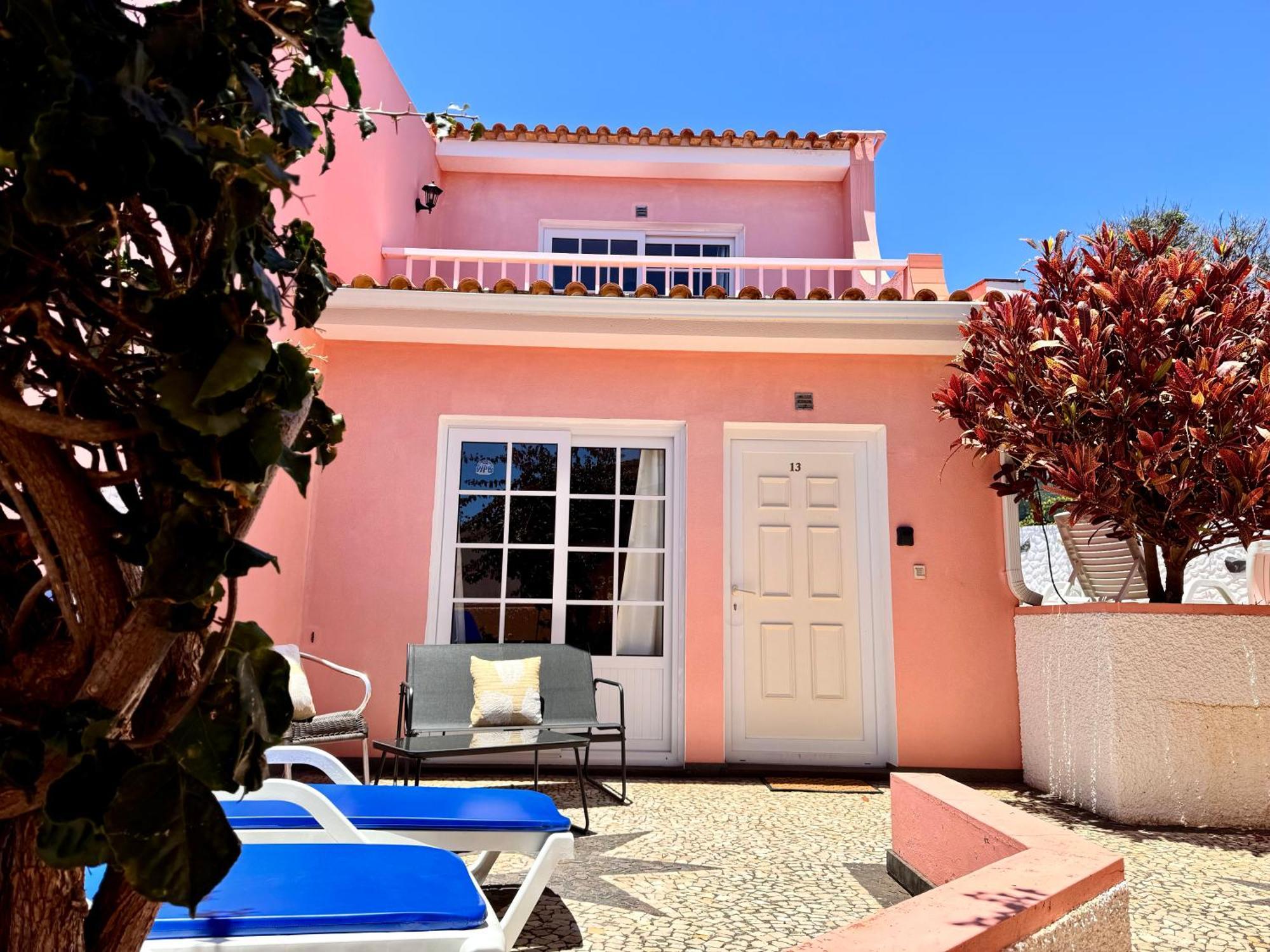 Falesia Gardens Holiday home *