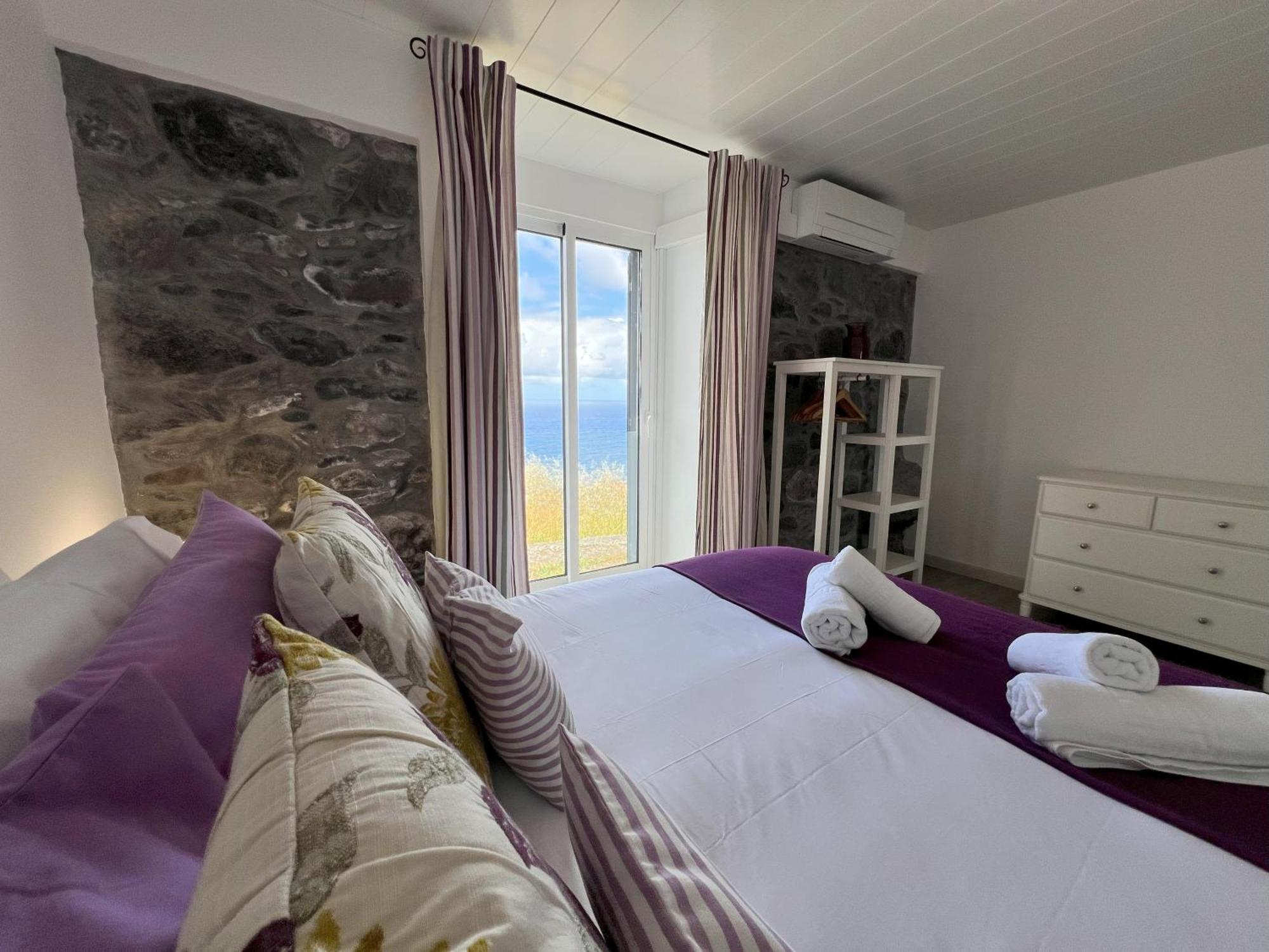 Holiday home Refugio Do Ilheu *