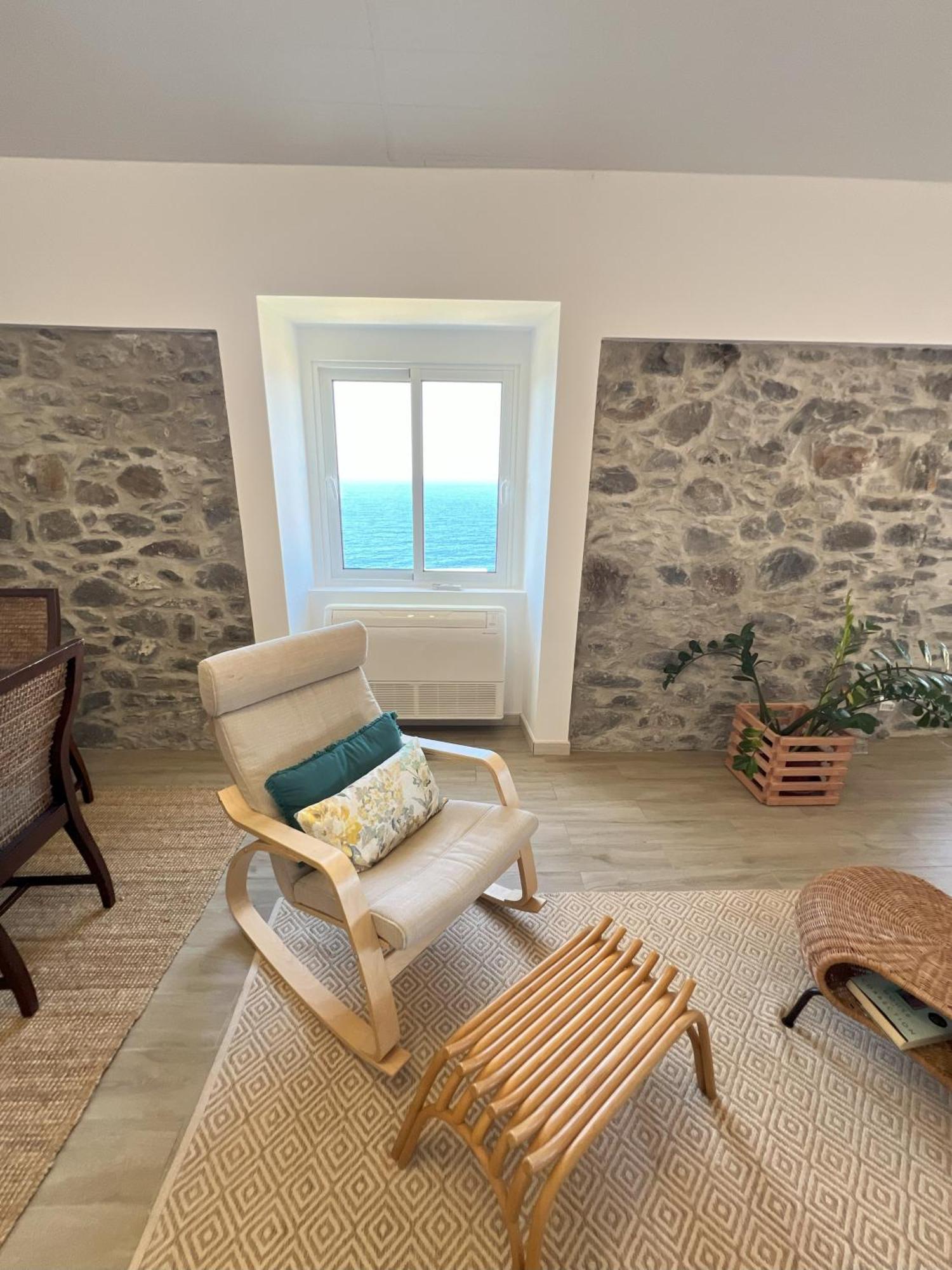 Holiday home Refugio Do Ilheu