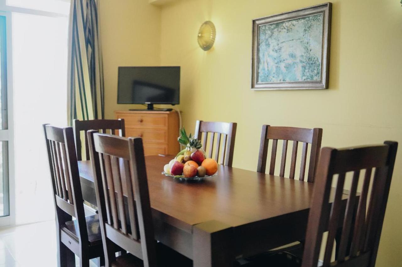 Sea View 5c Apartment
