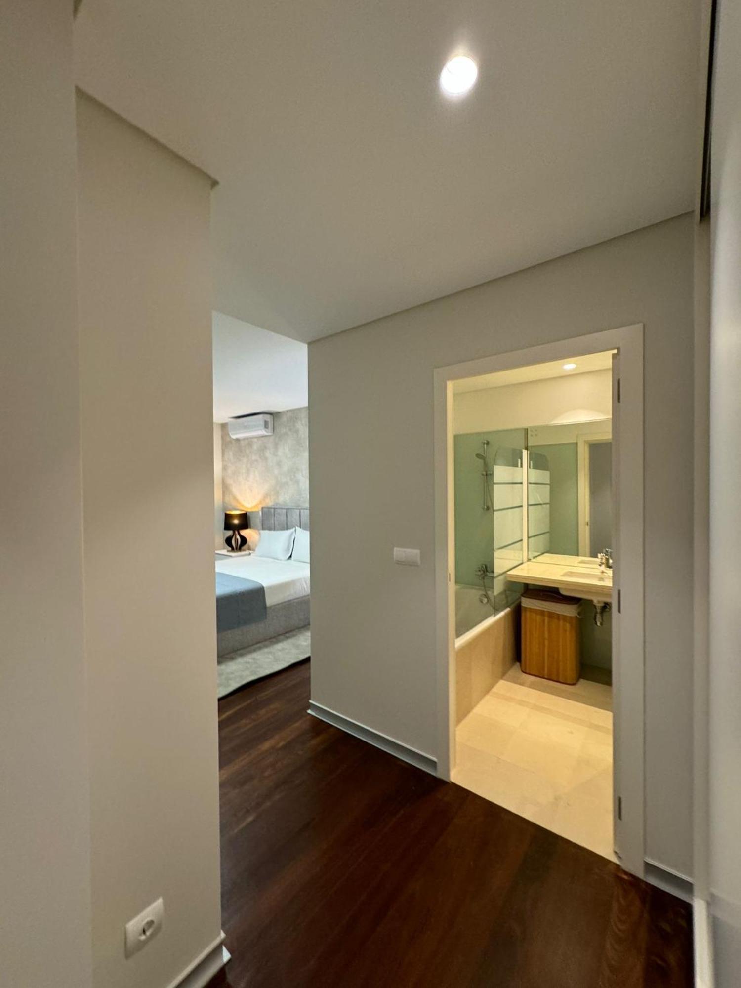 Next Corner Plaza Apartamento Funchal (Madeira)