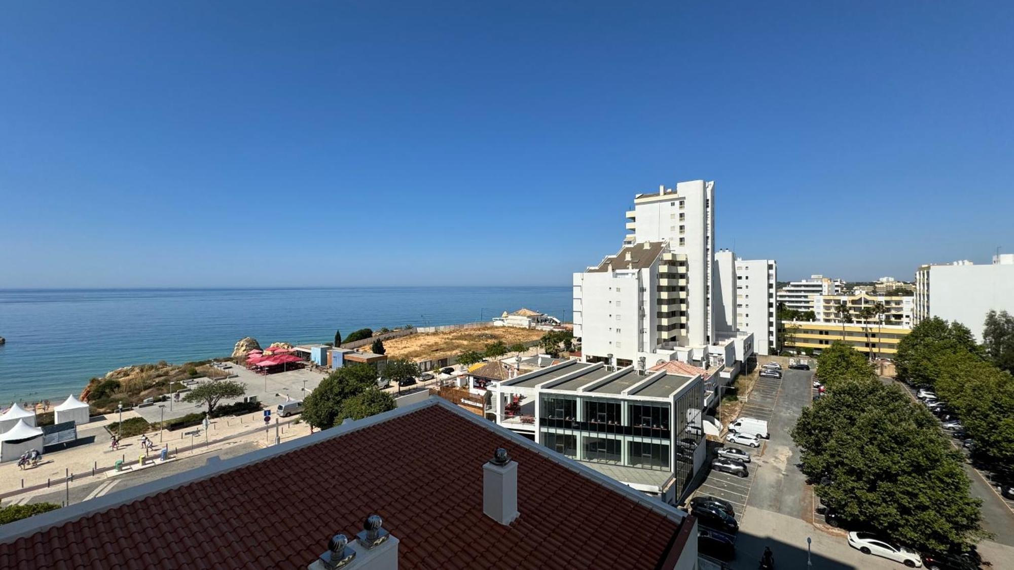 Apartment Da Rocha, 605 Concorde, Charming With Sea View, Internet And Parking, By Ig