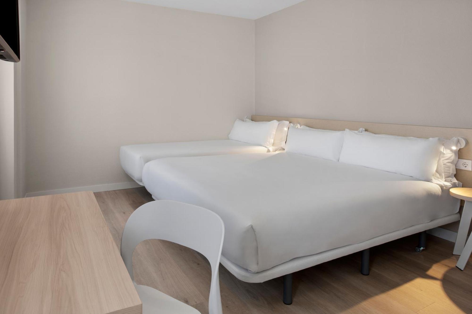 Hotel B&B Hotel Figueira Da Foz 3*