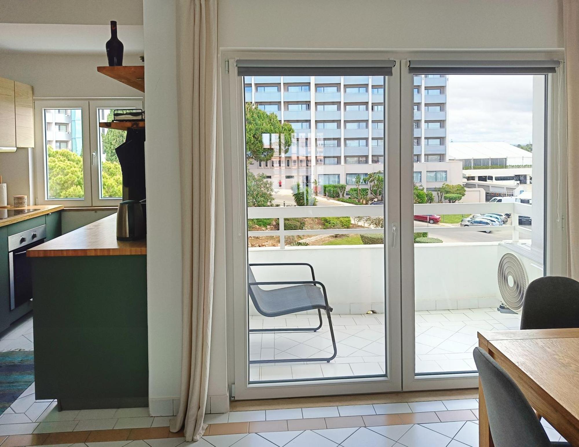 Apartamento 90m2 Com Vista Mar - *