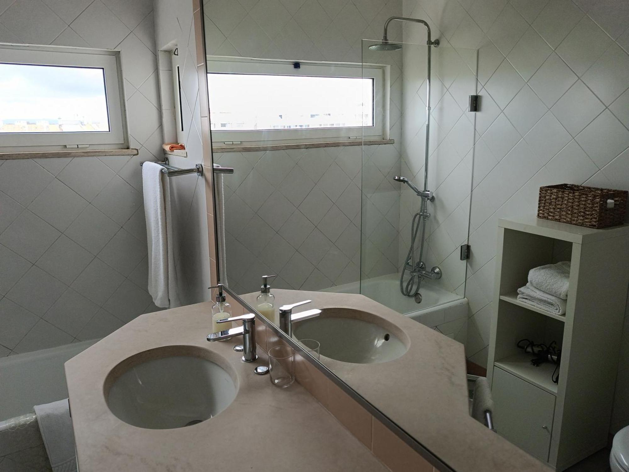 Apartamento 90m2 Com Vista Mar - Albufeira