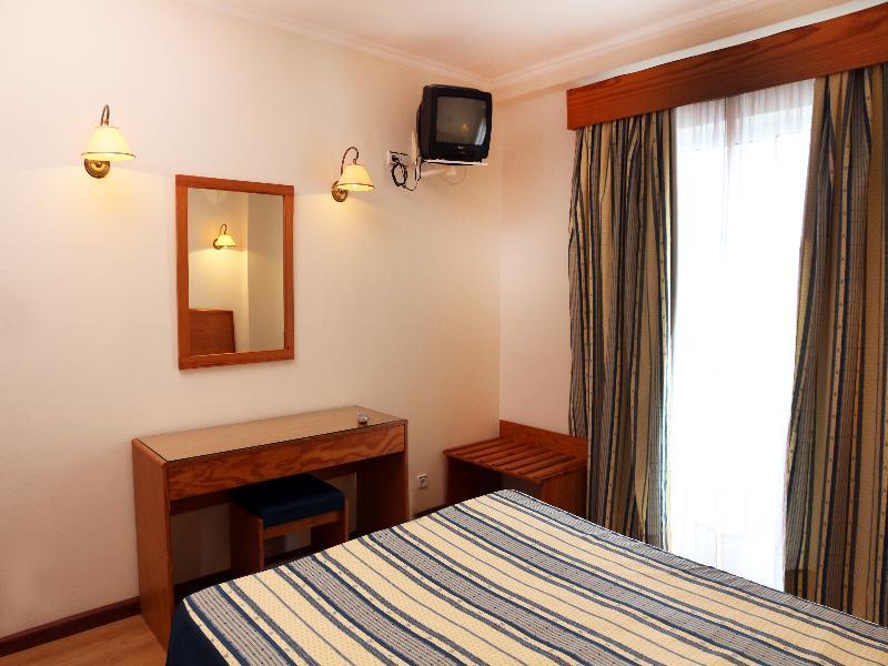 Hotel Ponta Delgada Hotel Ponta Delgada (Sao Miguel)