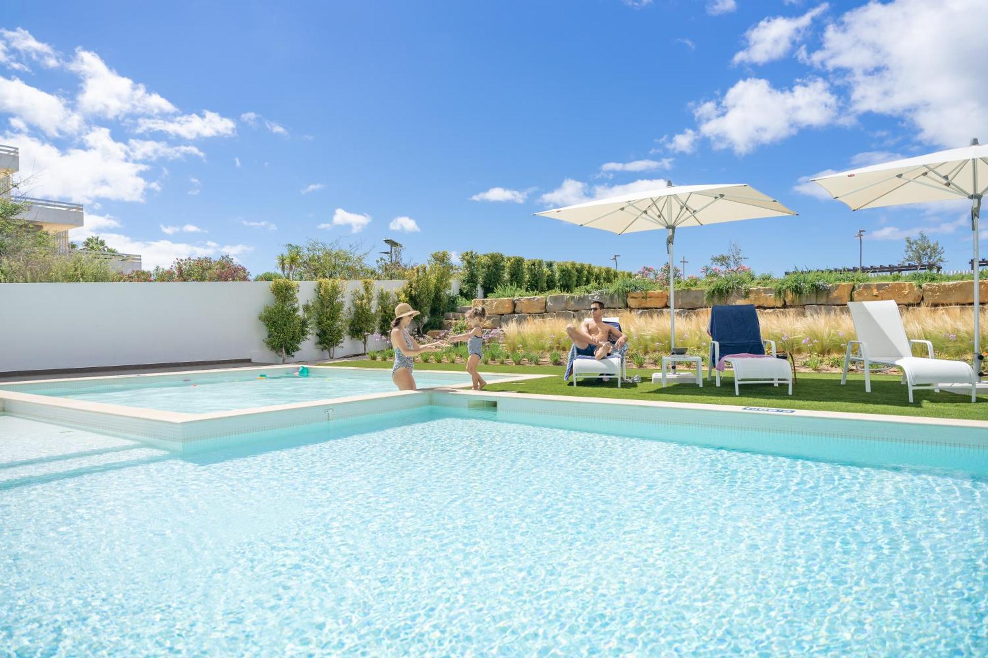 Apartment Shantivillas