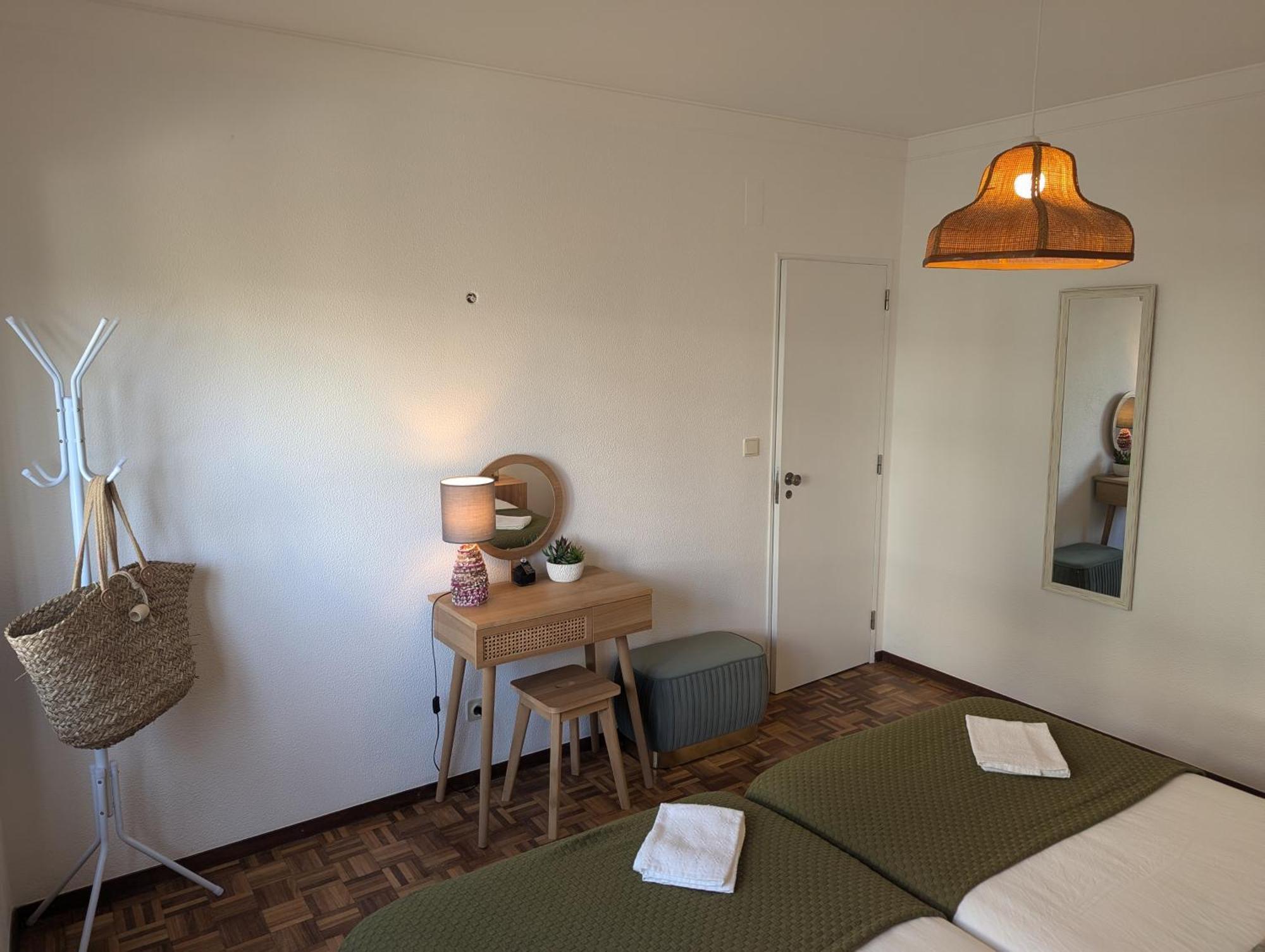 Vakantiehuis Rustic Retreat - Country With Large Garden, Exquisite Gym, And Nearby The
