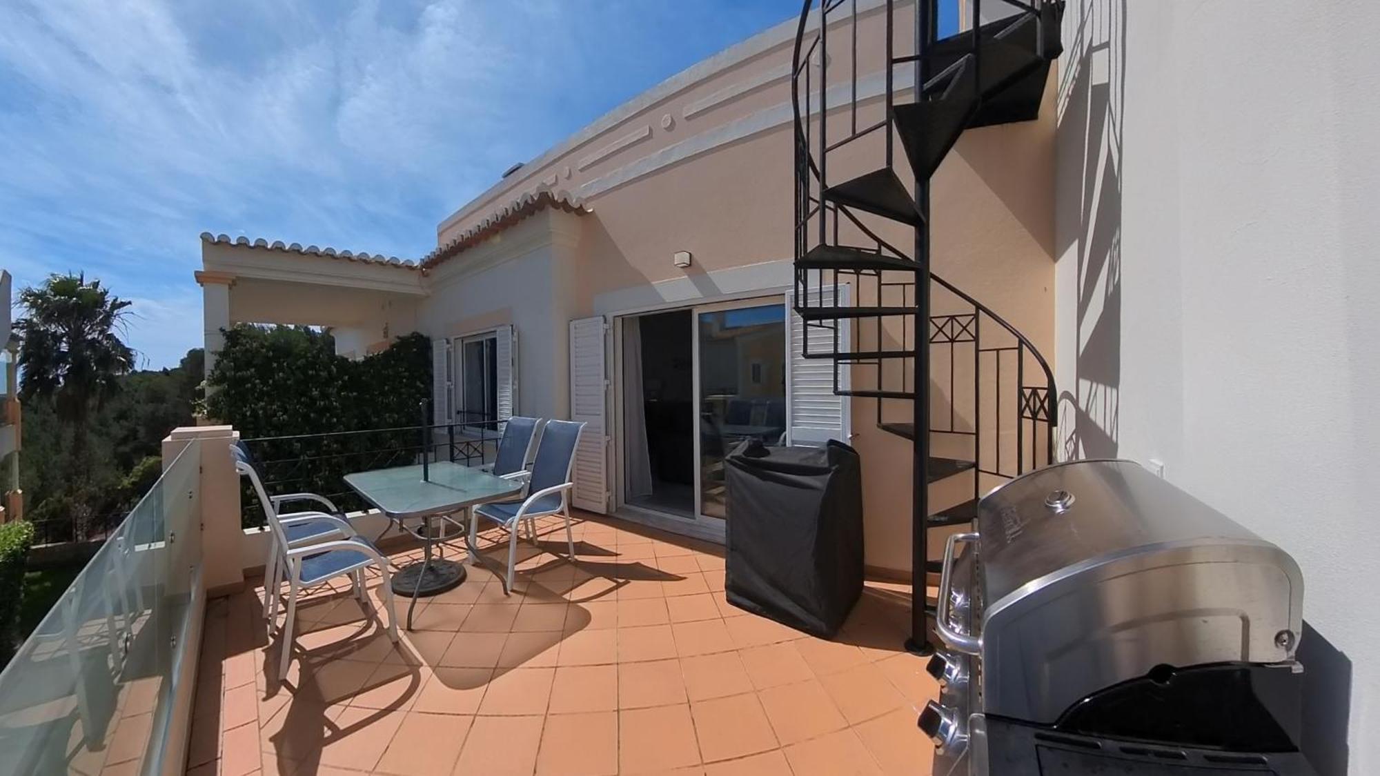 The View - Santo Antonio Villas, Golf & 4*