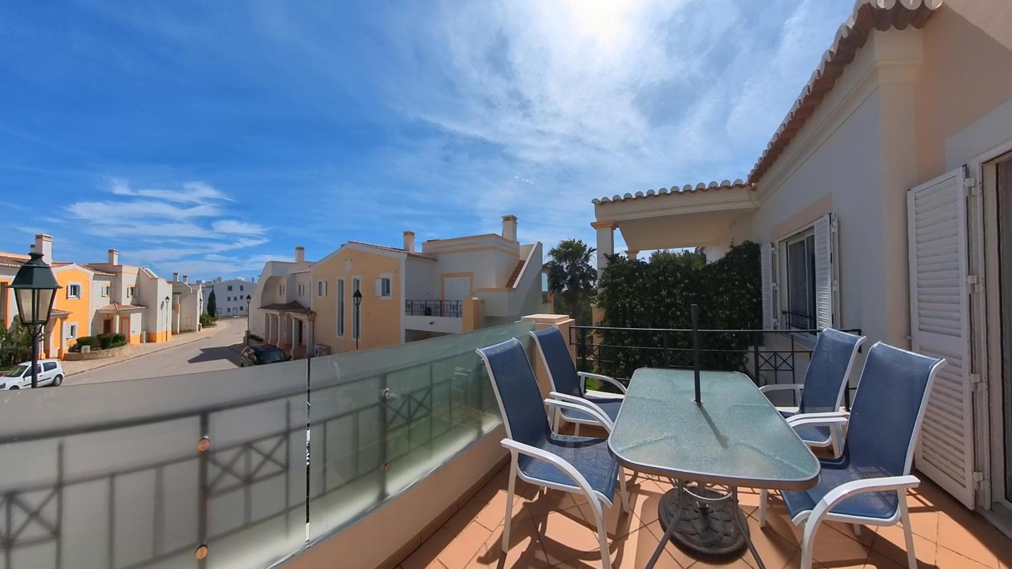 The View - Santo Antonio Villas, Golf & Salema