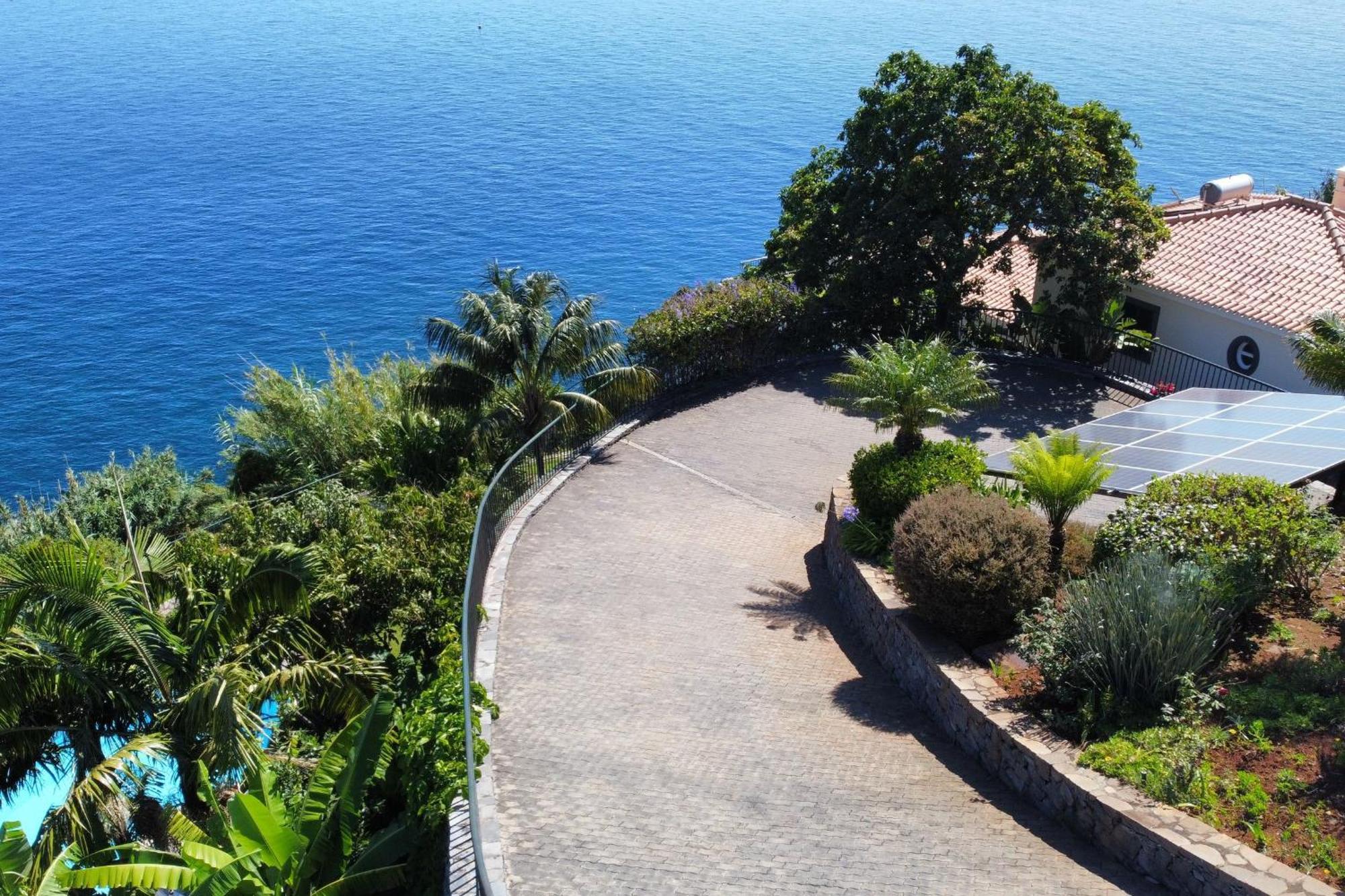 Villa Casa Da Faja Sea Front Clifftop By Lovelystay