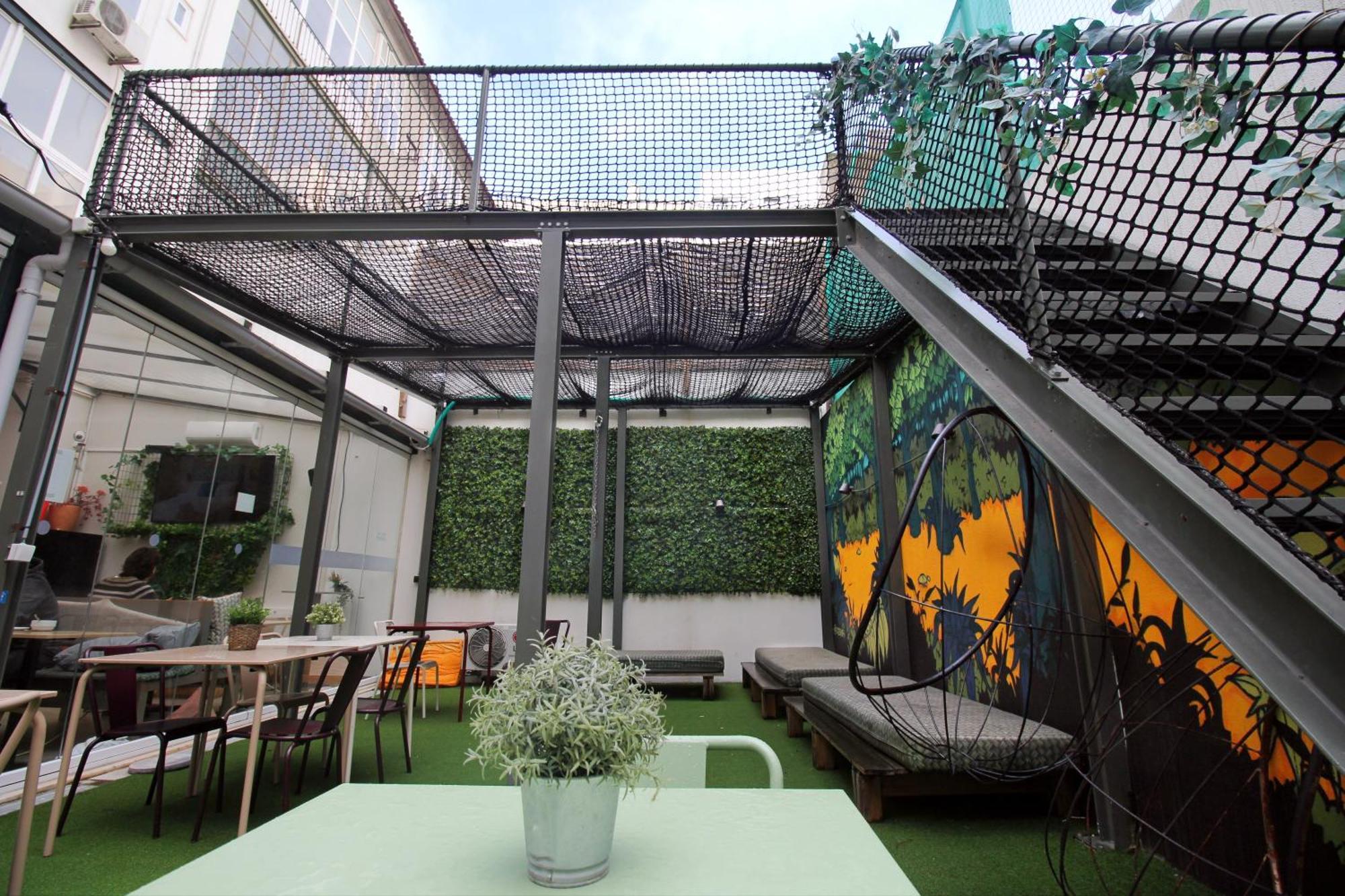 Hostel Hub Patio Lissabon
