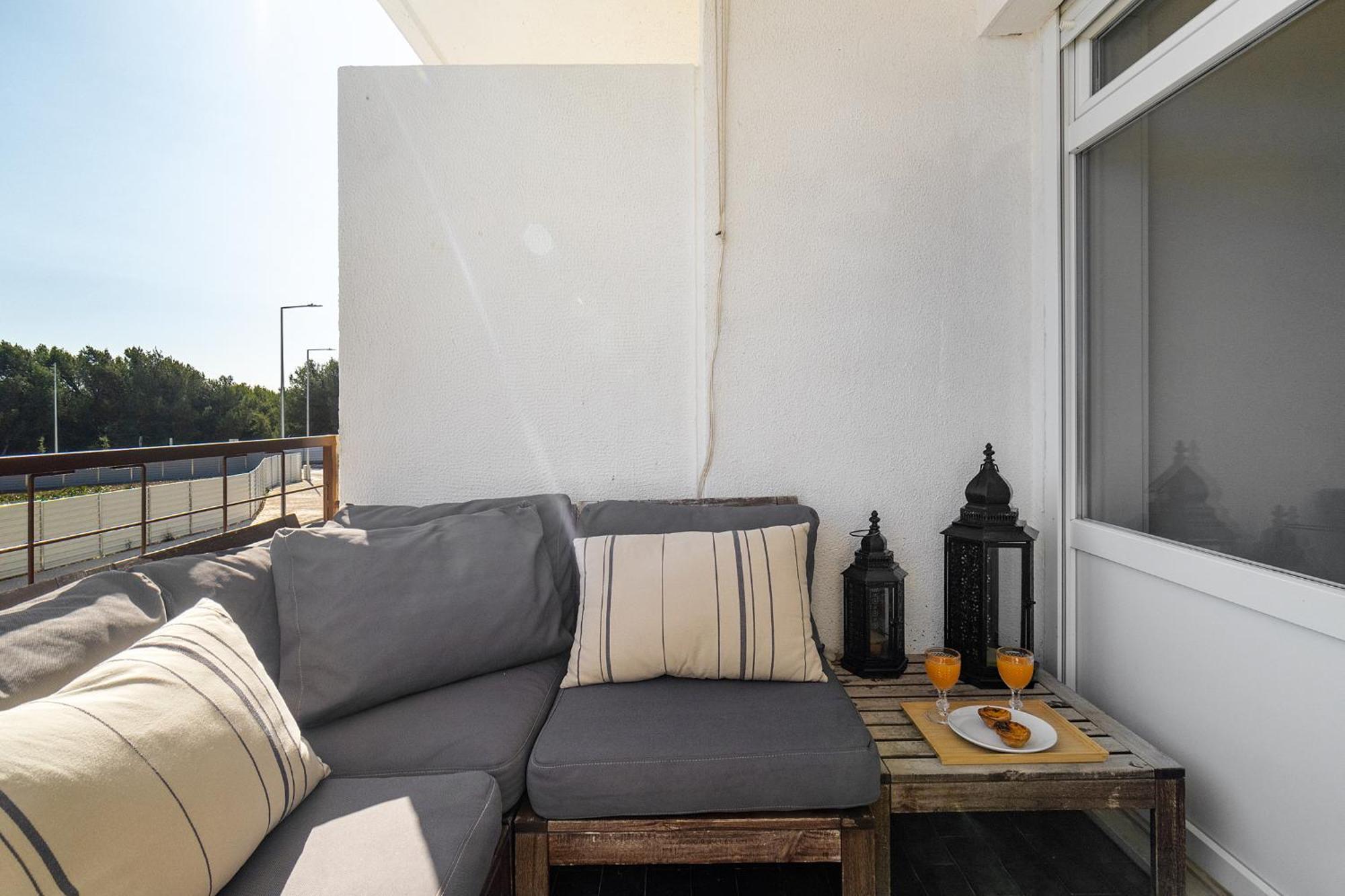 Whome Study & Surf Carcavelos 1-bed By & Nova Sbe *