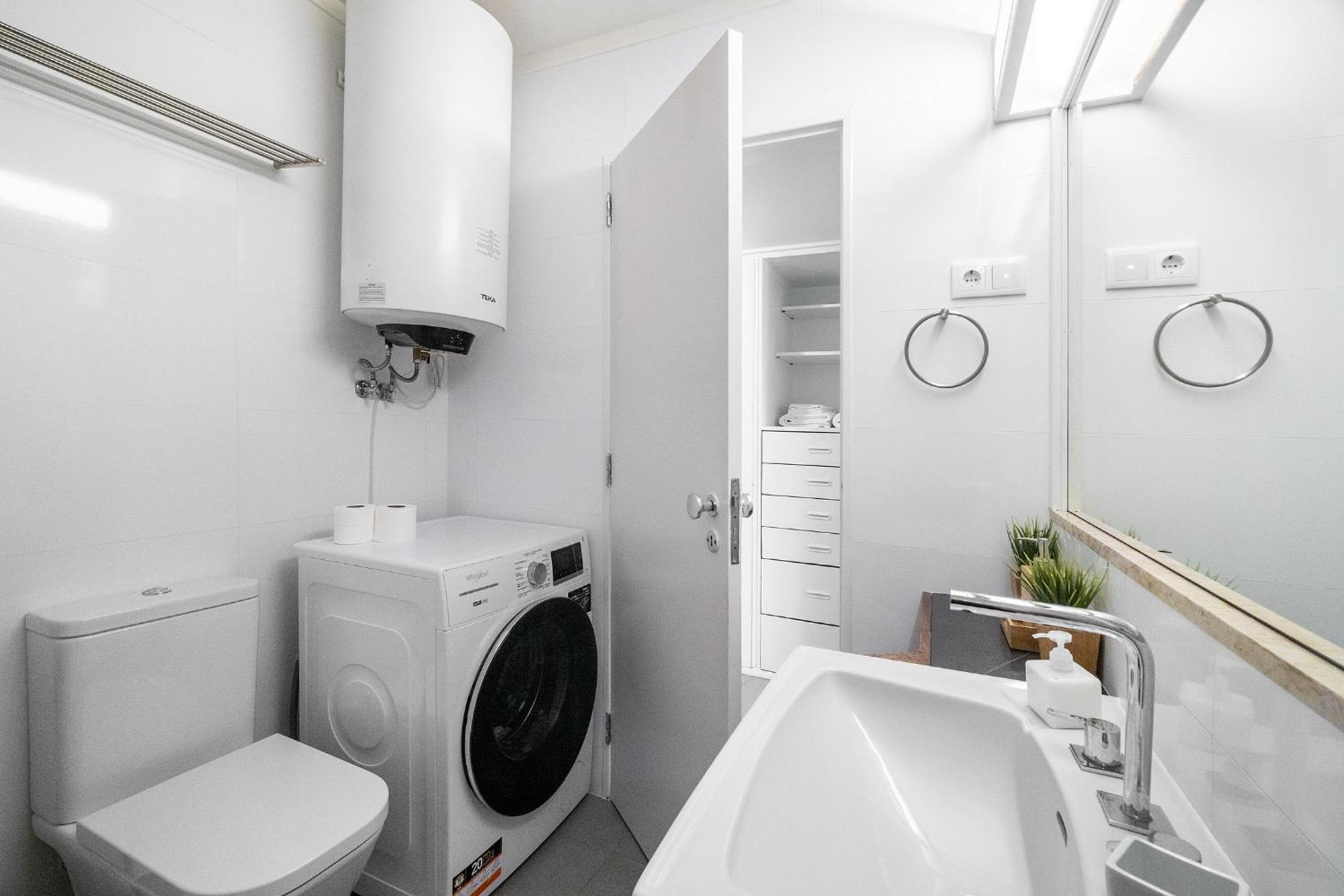 Whome Study & Surf Carcavelos 1-bed By & Nova Sbe Apartment *