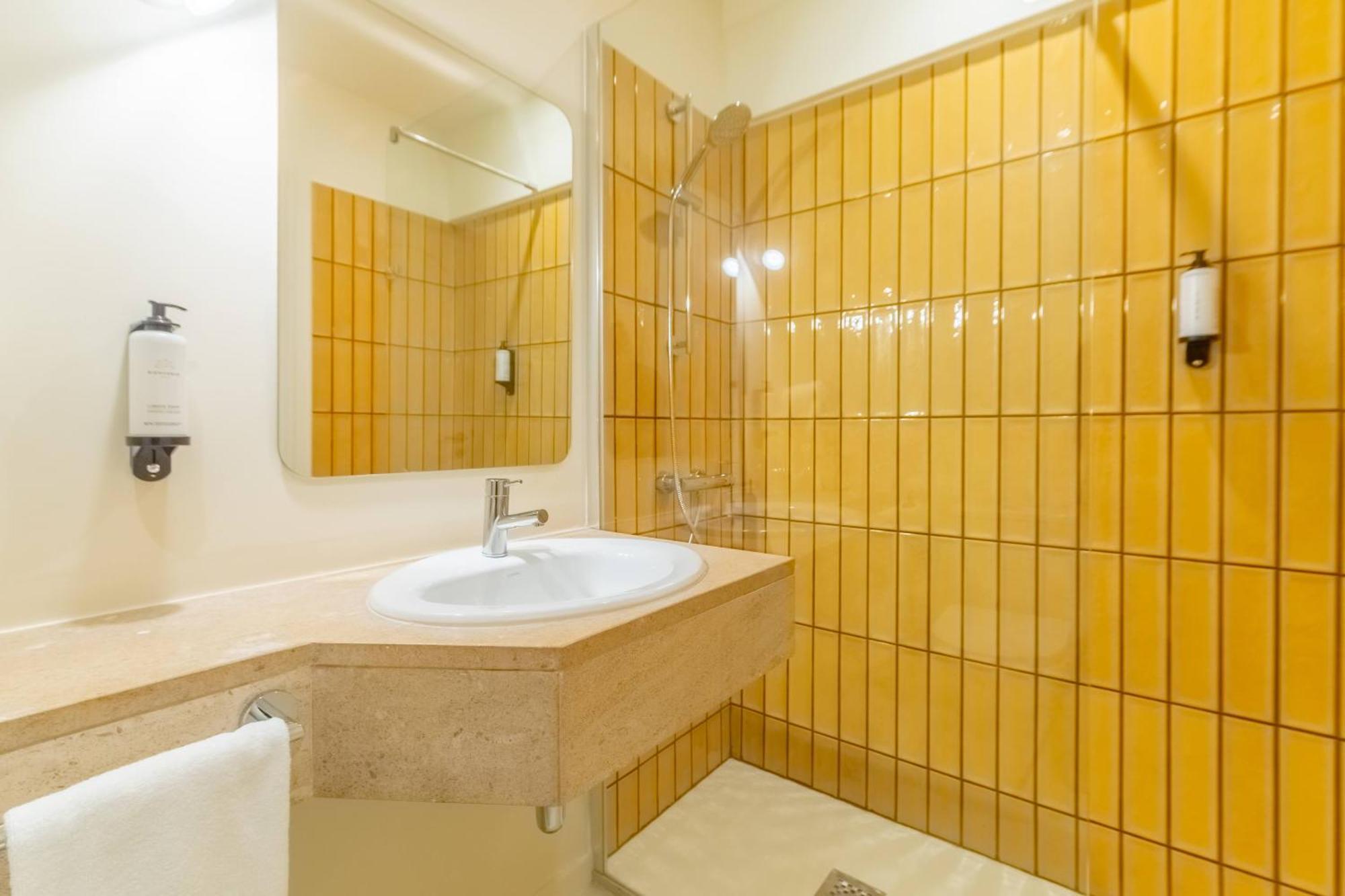 Wot Montemar Hotel