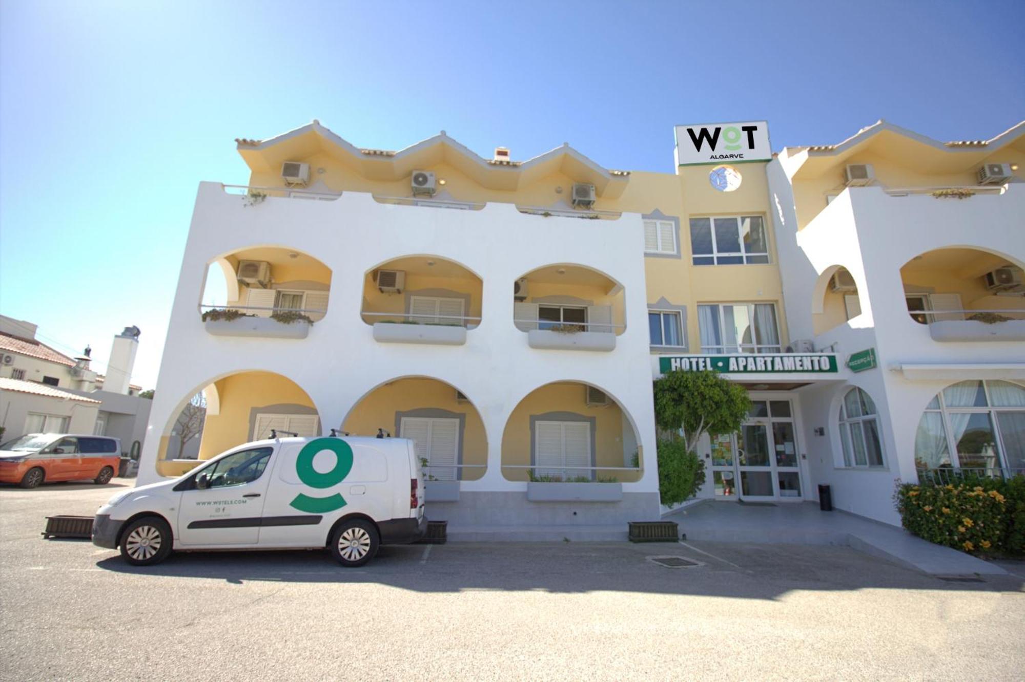 Wot Algarve Hotel 2*