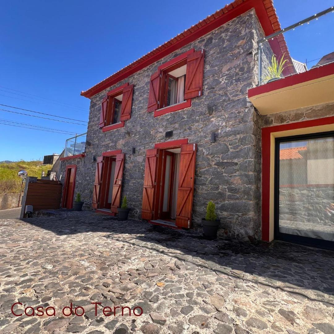 Casa Do Terno Com Piscina Holiday home *