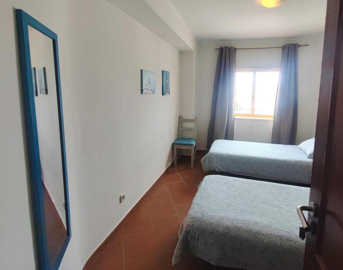 Pksc - Surfers House 3* Peniche