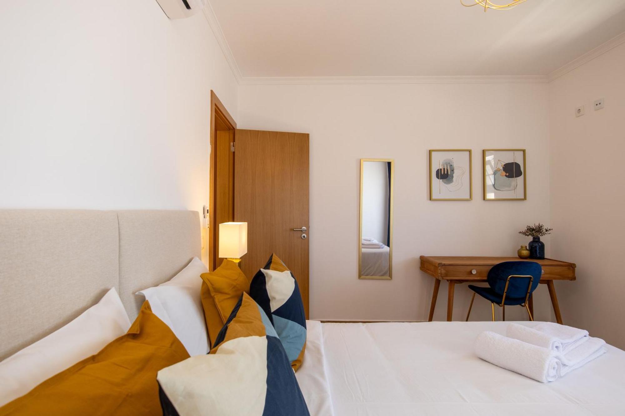 Villa Luxuosa Com Piscina, Garagem E Vista Mar Tavira