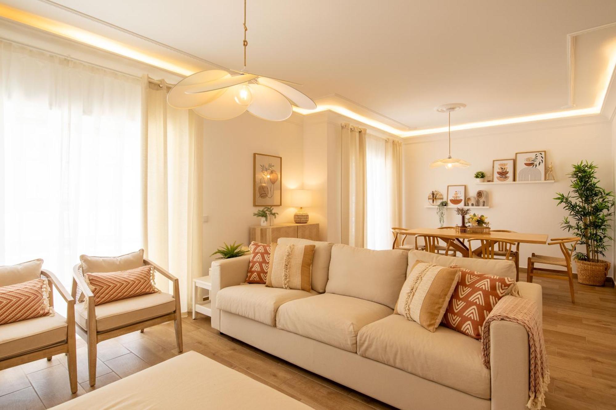 Villa Luxuosa Com Piscina, Garagem E Vista Mar