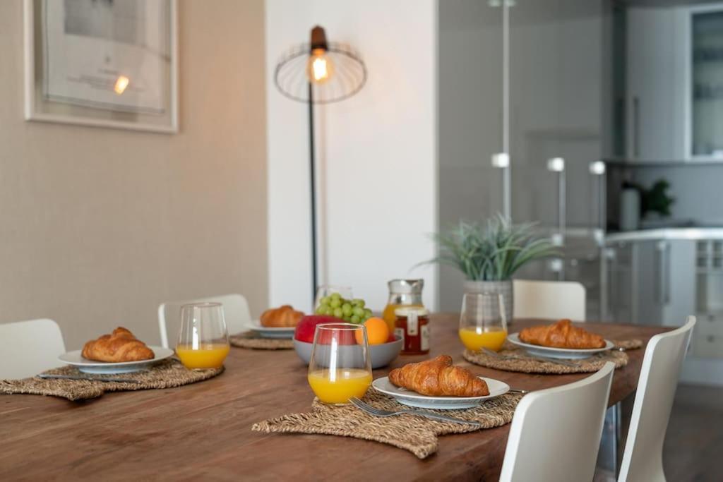 Sunset Terrace - Beachfront With Private Parking Apartamento *