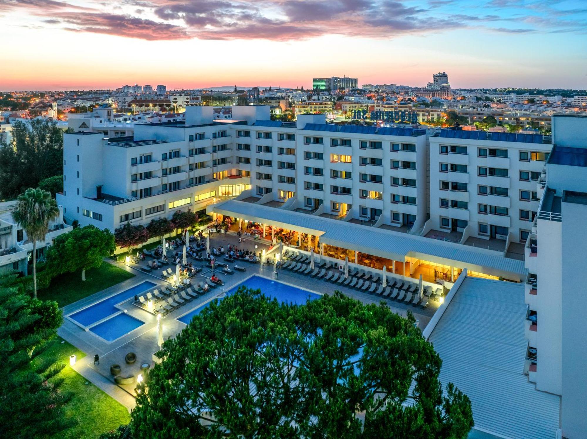 Hotel Sol & 4*