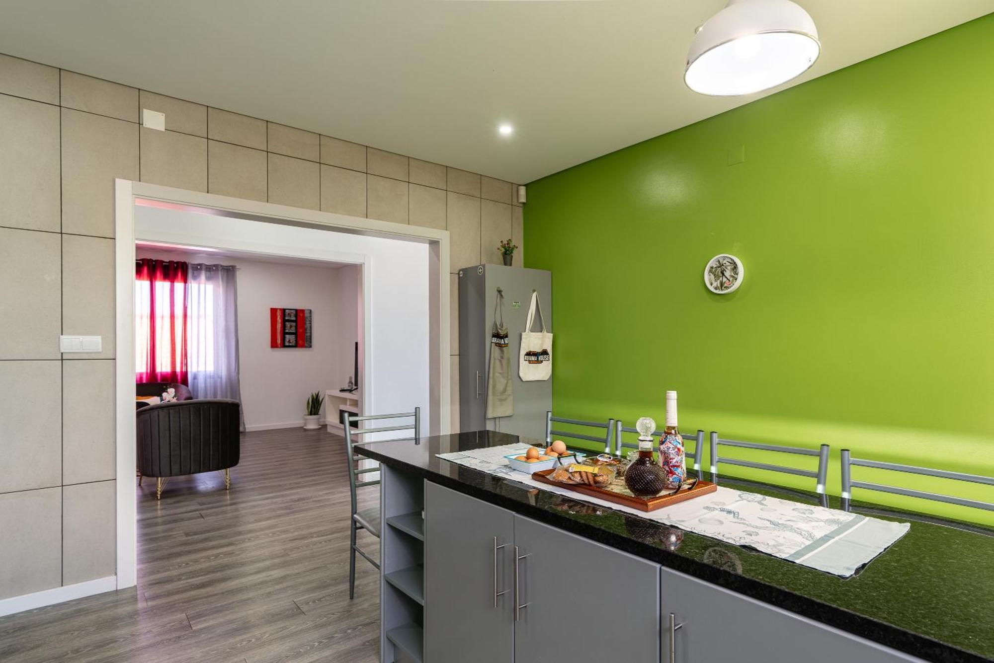Roraima House - Private Pool & Garden * Calheta (Madeira)