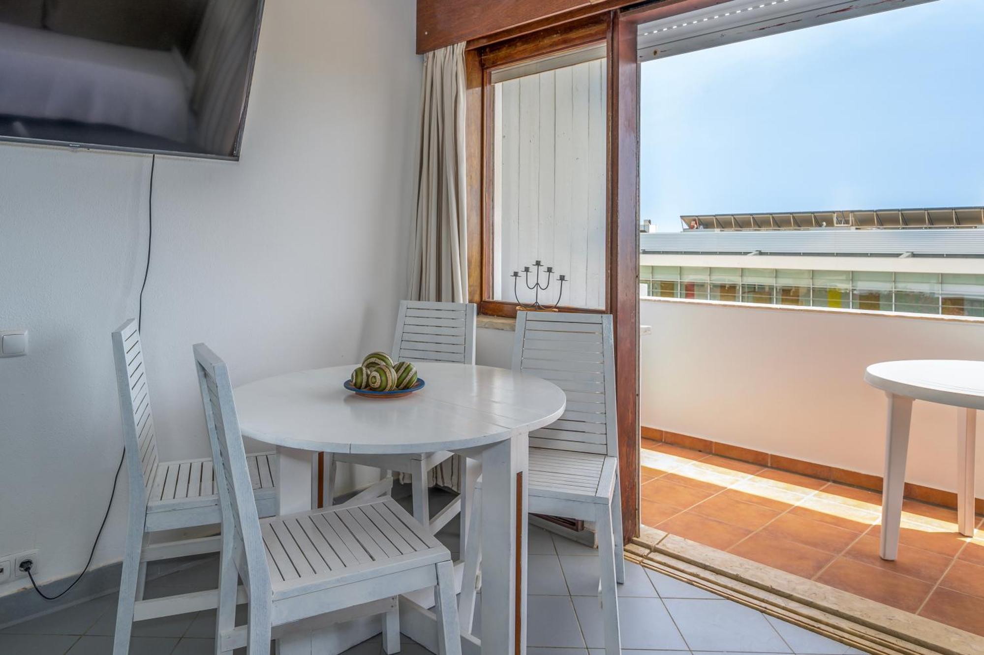 Apartment Magnific Sea View