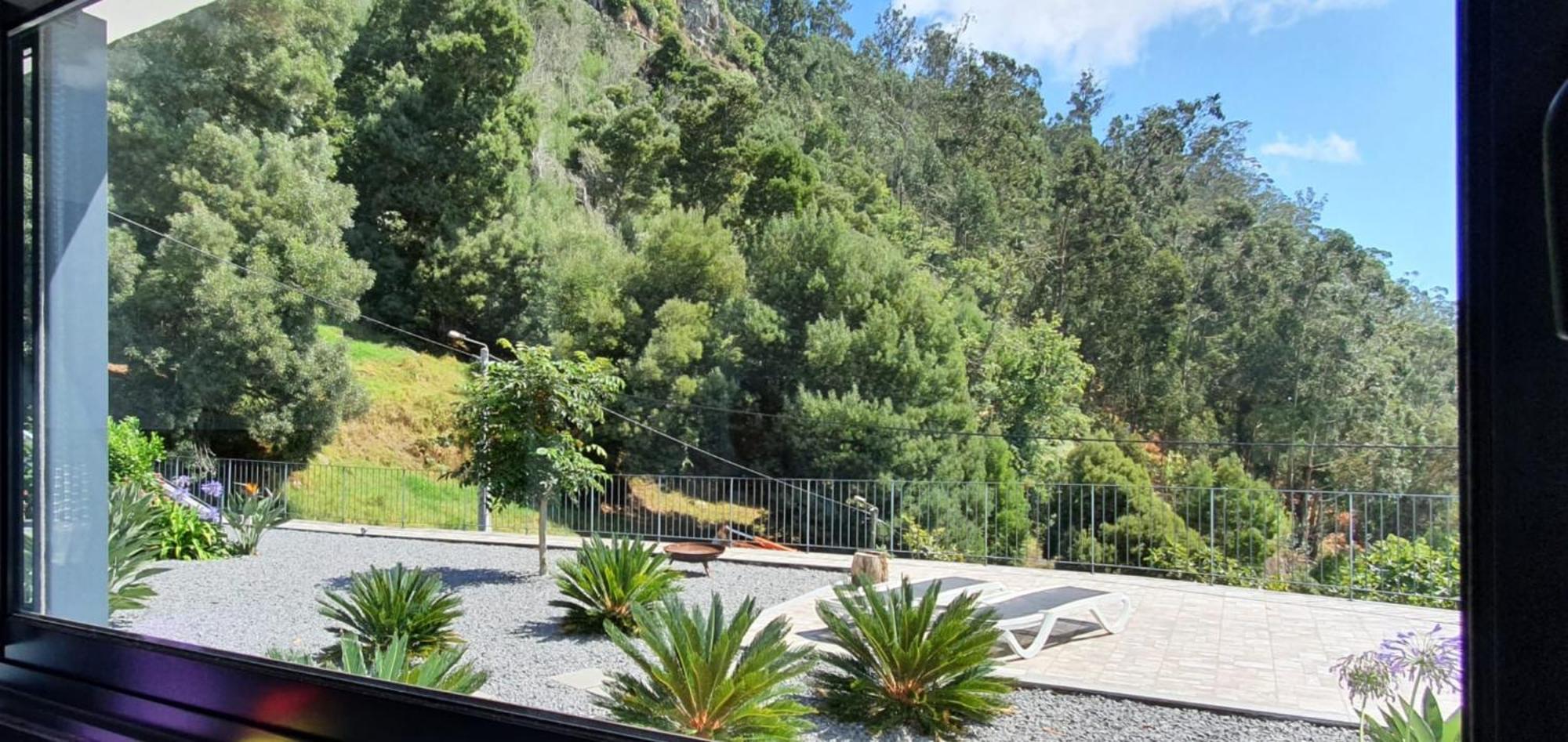 Casa Avos & Netas, Fantastic View, Near The Nature! * Arco da Calheta (Madeira)