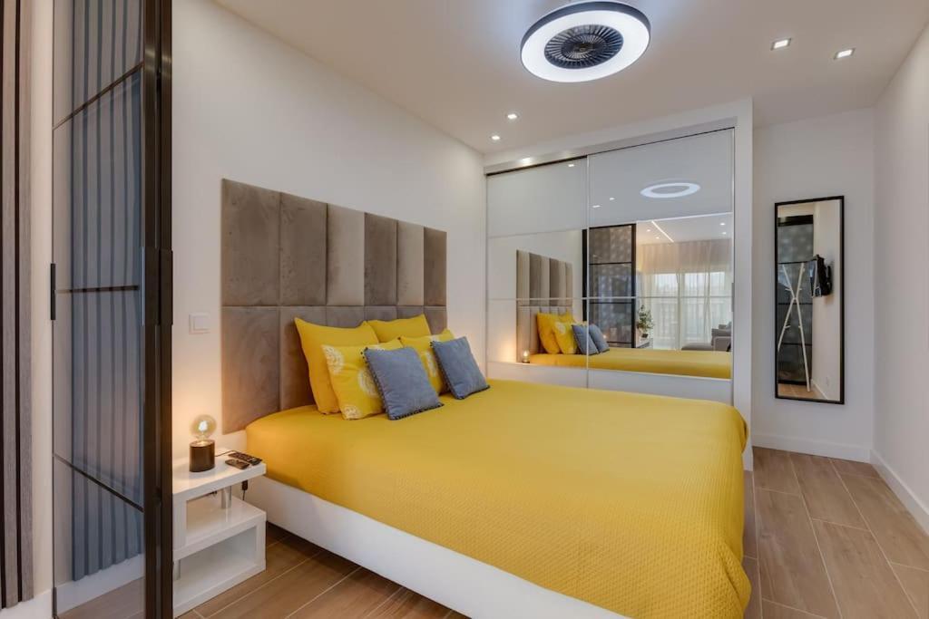 Apartment The Noble - Luxury Stylish With Sea View Portimao