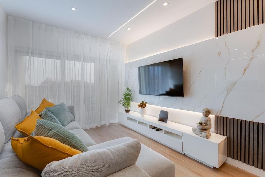Apartment The Noble - Luxury Stylish With Sea View Portimao