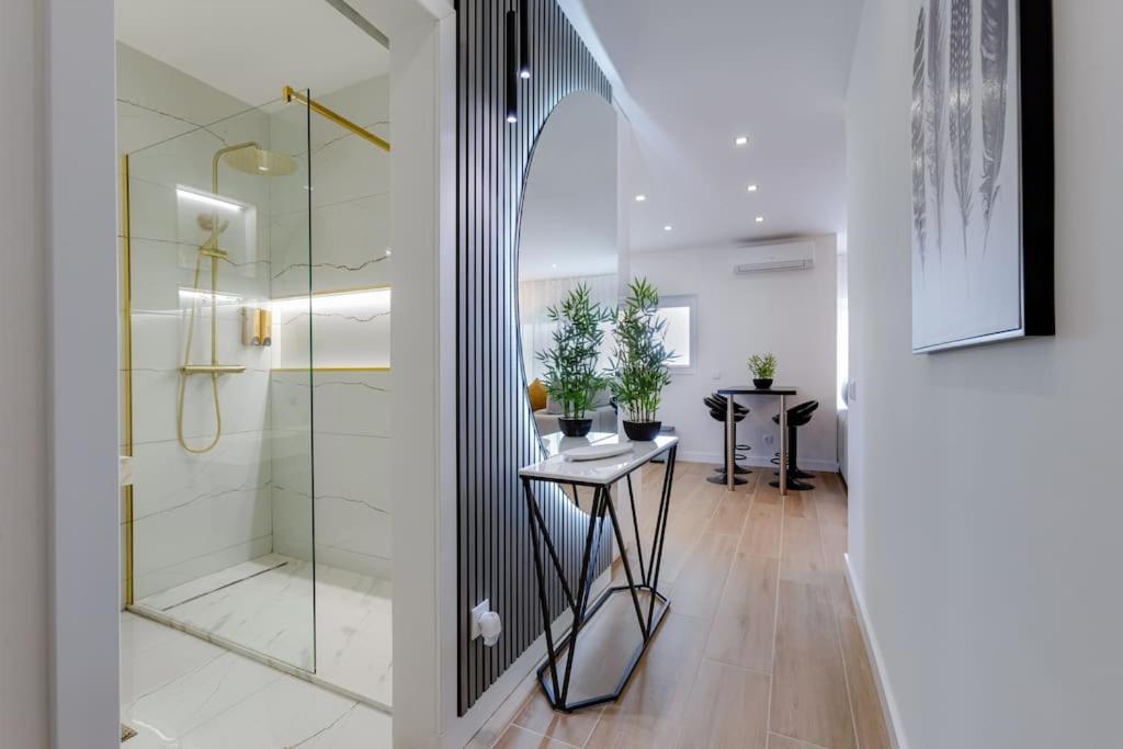 Apartment The Noble - Luxury Stylish With Sea View Portimao