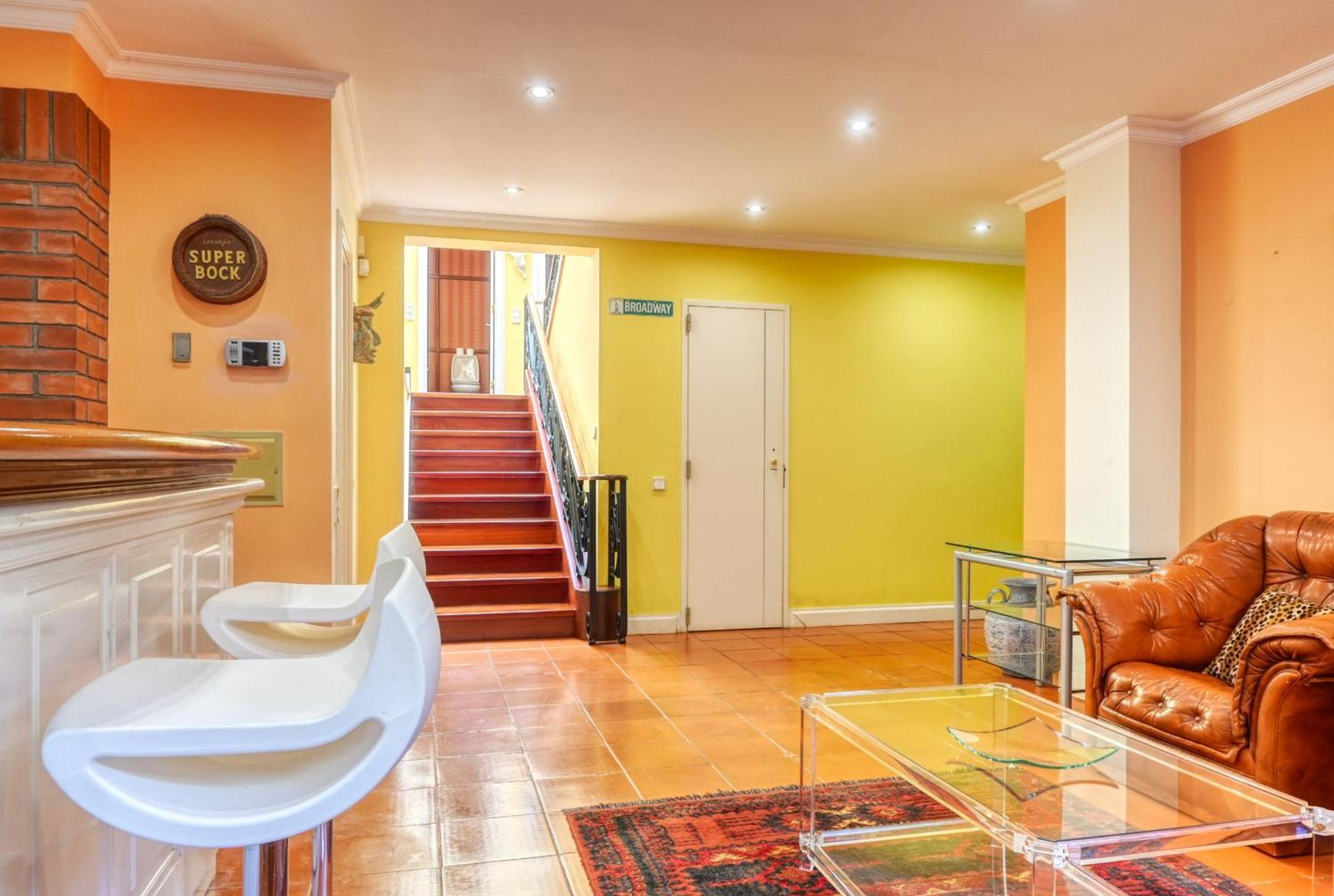 Casa Bromelias, A In Madeira Villa *