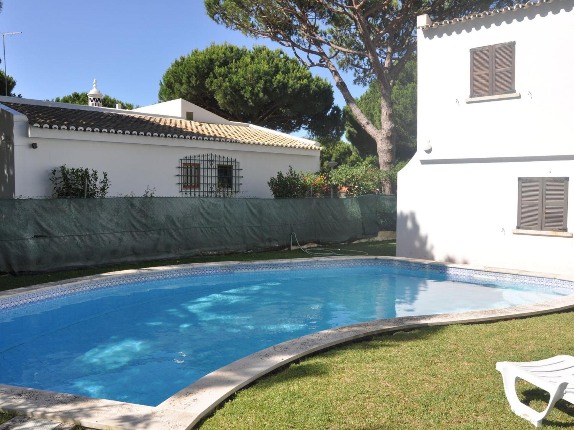 Villa Lovely Villa In Vilamoura With Private Pool Vilamoura